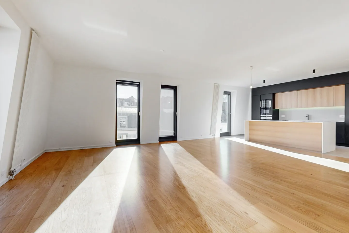 Superb apartment in a prestigious neighborhood! - Photo 4 of 9