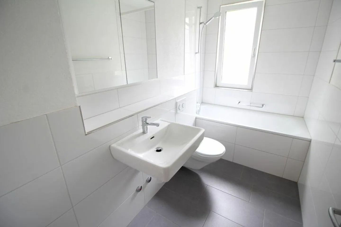 Bella appartamento in una proprietà ben tenuta - Foto 7 di 11
