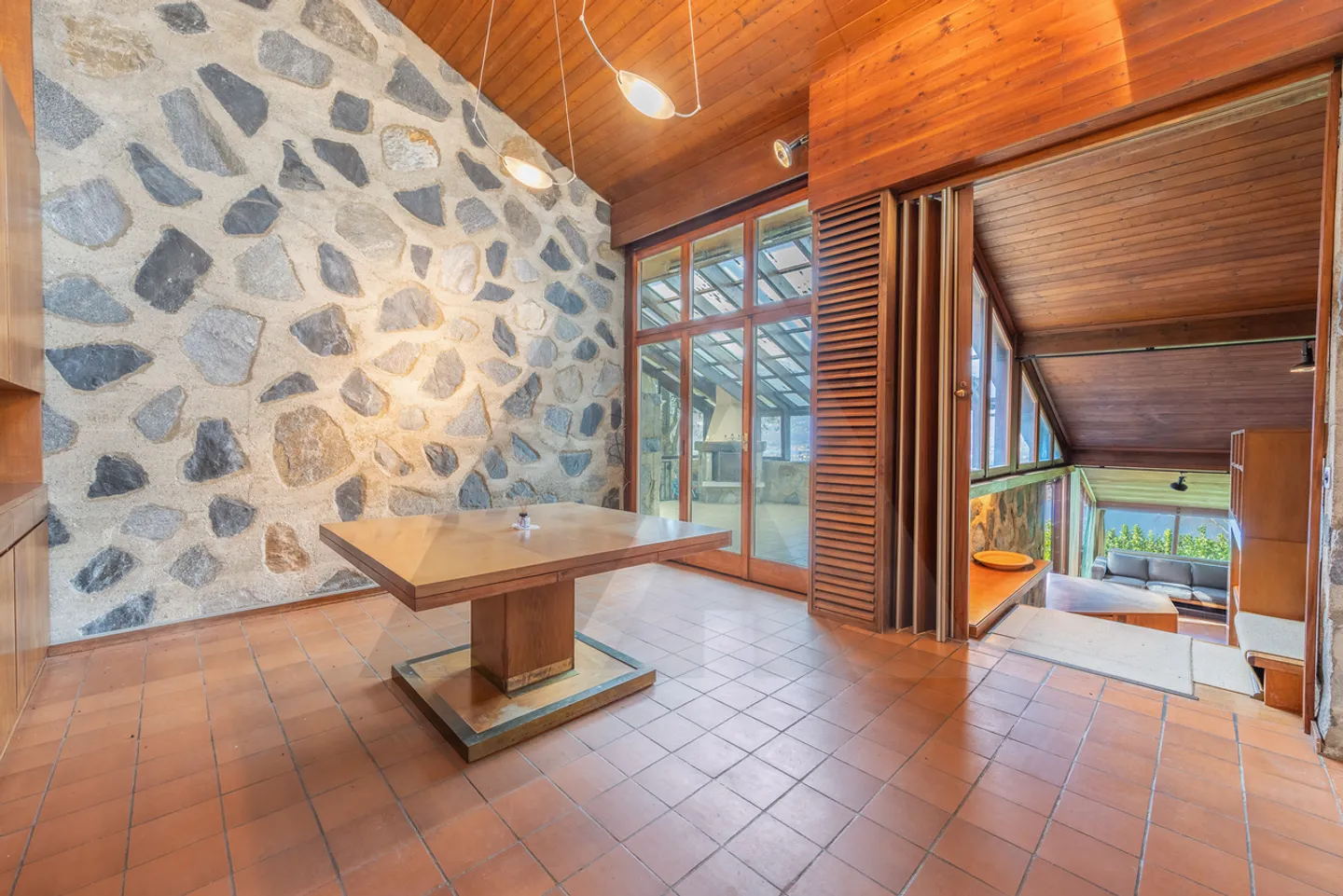 Villa con vista lago e potenziale - Foto 4 di 18