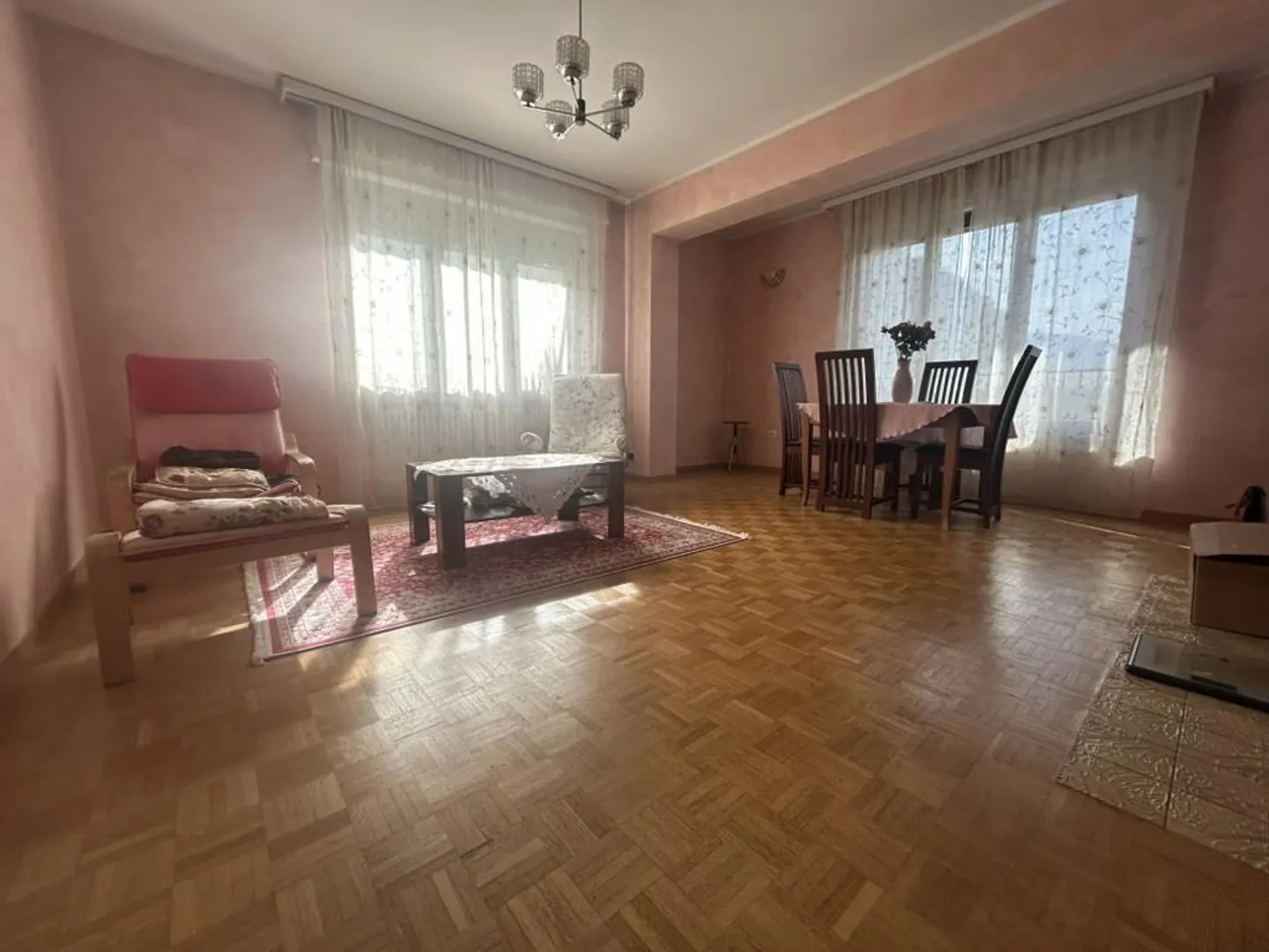 GRANDE MAISON AVEC 6 CHAMBRES ET UN GRAND JARDIN À CRESCIANO - Photo 1 sur 9