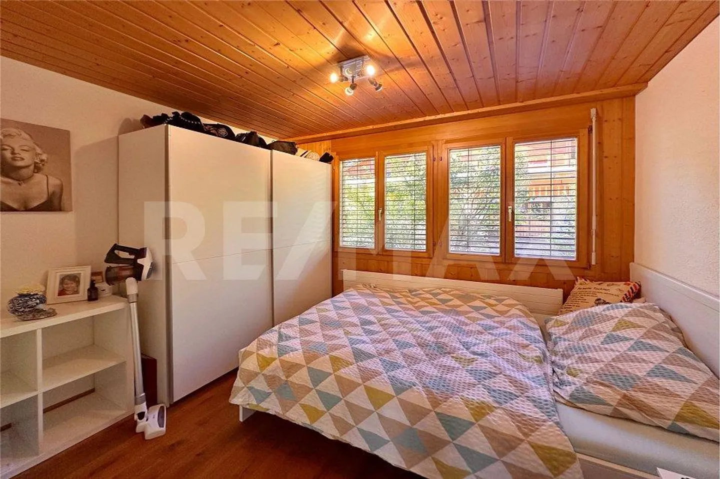 Spacious maisonette apartment in sunny Simmental, 10 minutes from Spiez - Photo 6 of 13