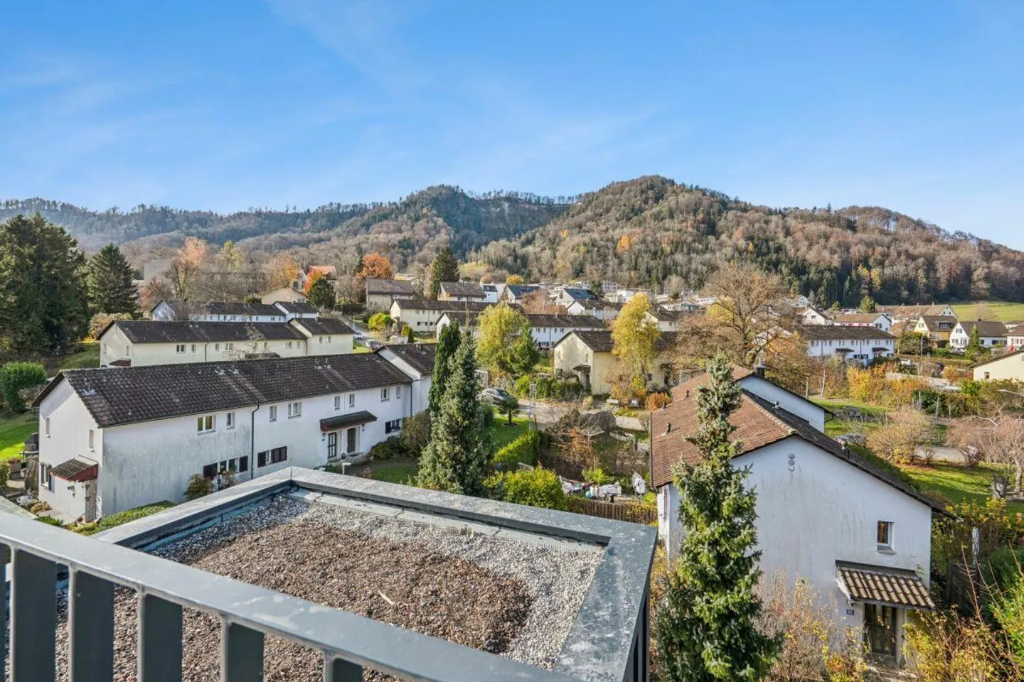 Last Chance: Exclusive Penthouse with Rooftop Terrace - Photo 11 of 12