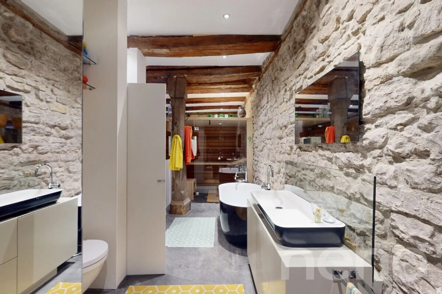 Bellissima casa a schiera angolare con molta storia e fascino - Foto 12 di 13