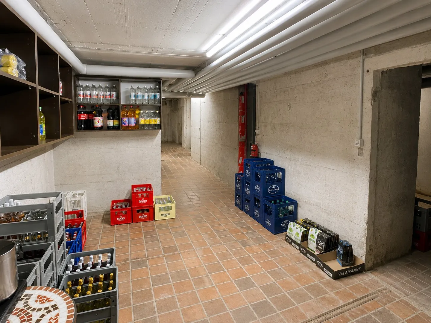 Spacious Commercial Space in Porrentruy - Photo 9 of 11