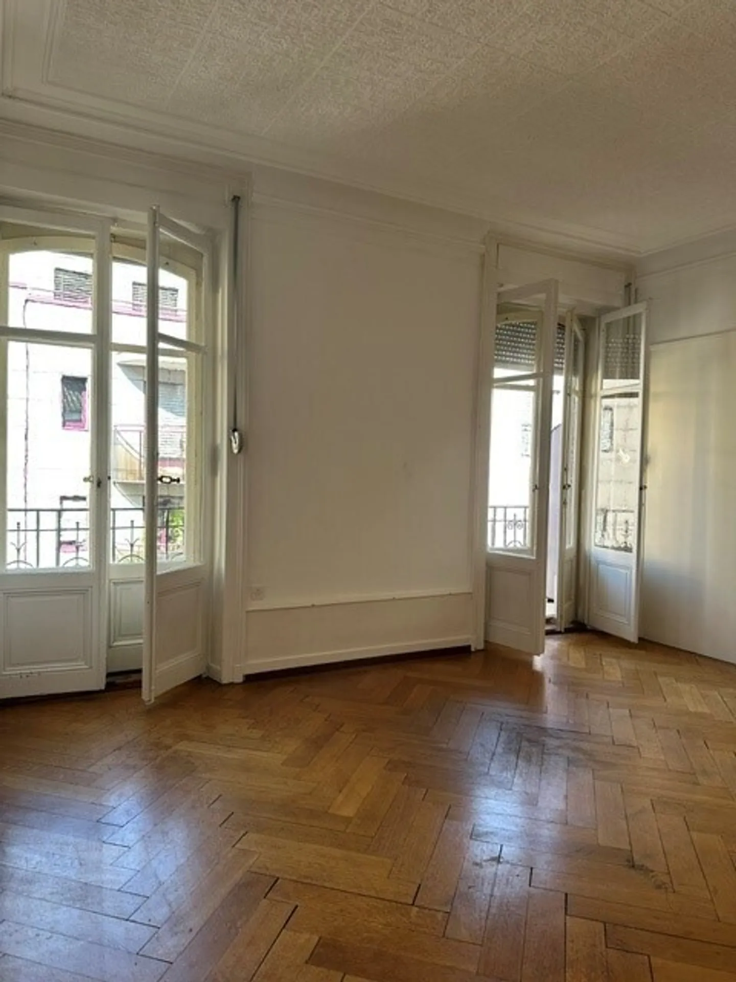 Appartamento di 4.5 locali nel cuore di Montreux - Foto 3 di 10