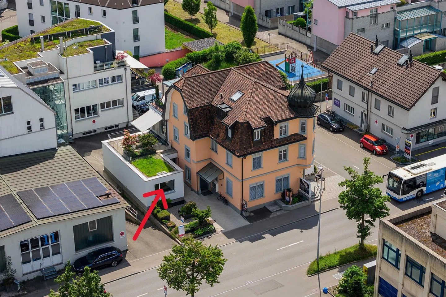 Appartamento di 2,5 stanze o spazio commerciale alla stazione di Wil - Foto 2 di 8