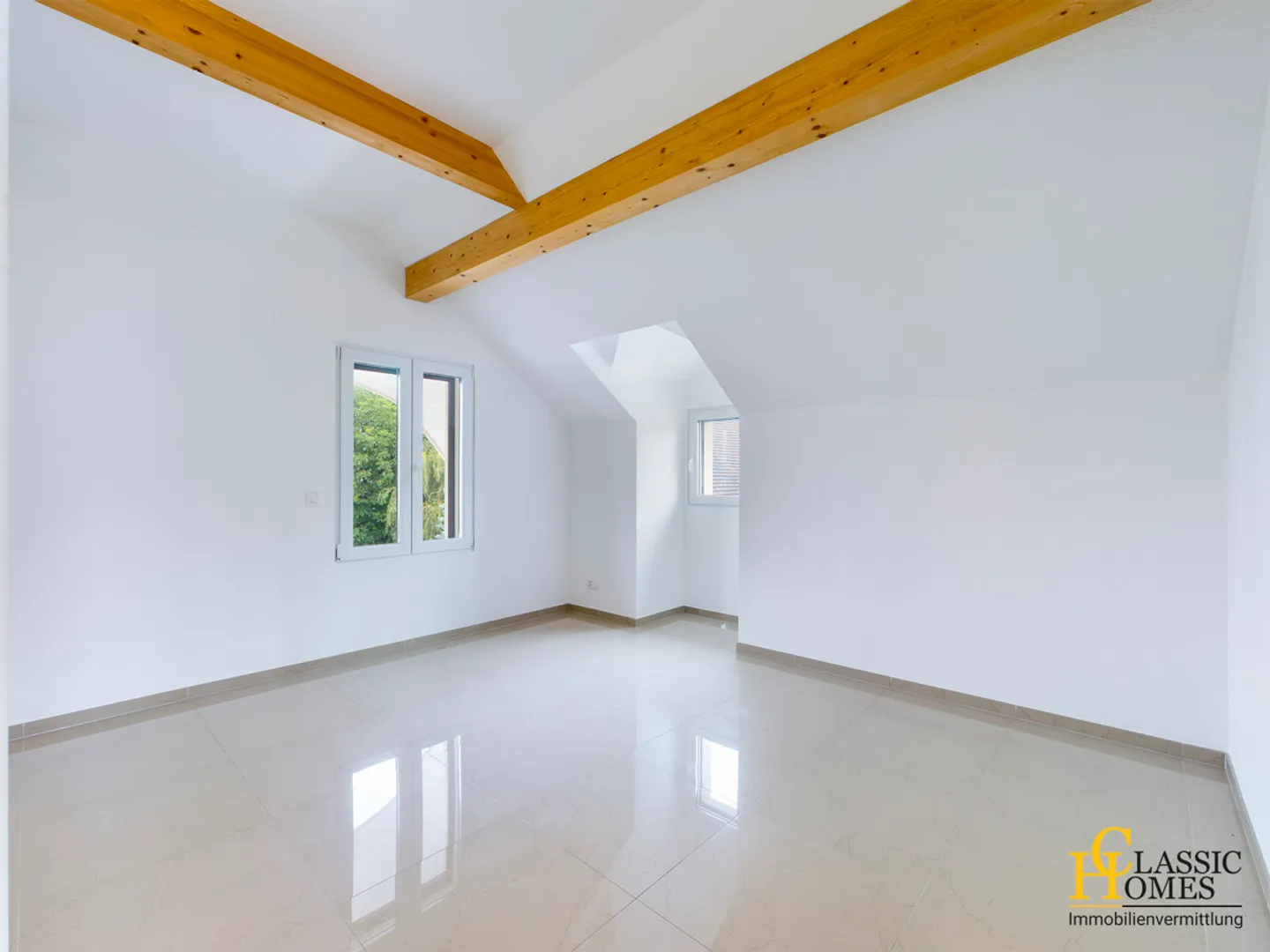 Casa multifamiliare ristrutturata di recente - Rendimento lordo 4,19% - Foto 10 di 15