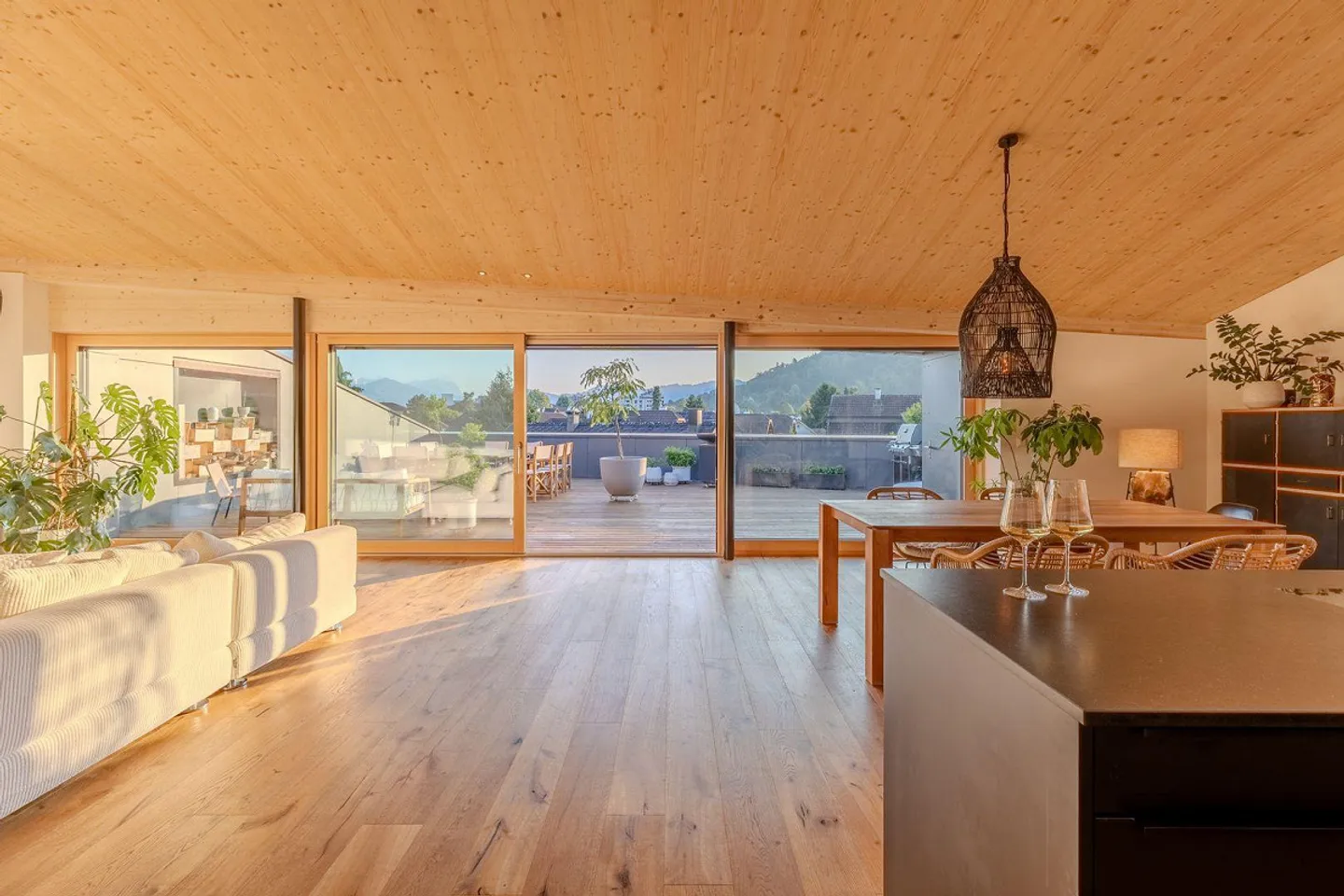 Architect's Penthouse over Widnau with 270° Alpine Panorama - Photo 5 of 16