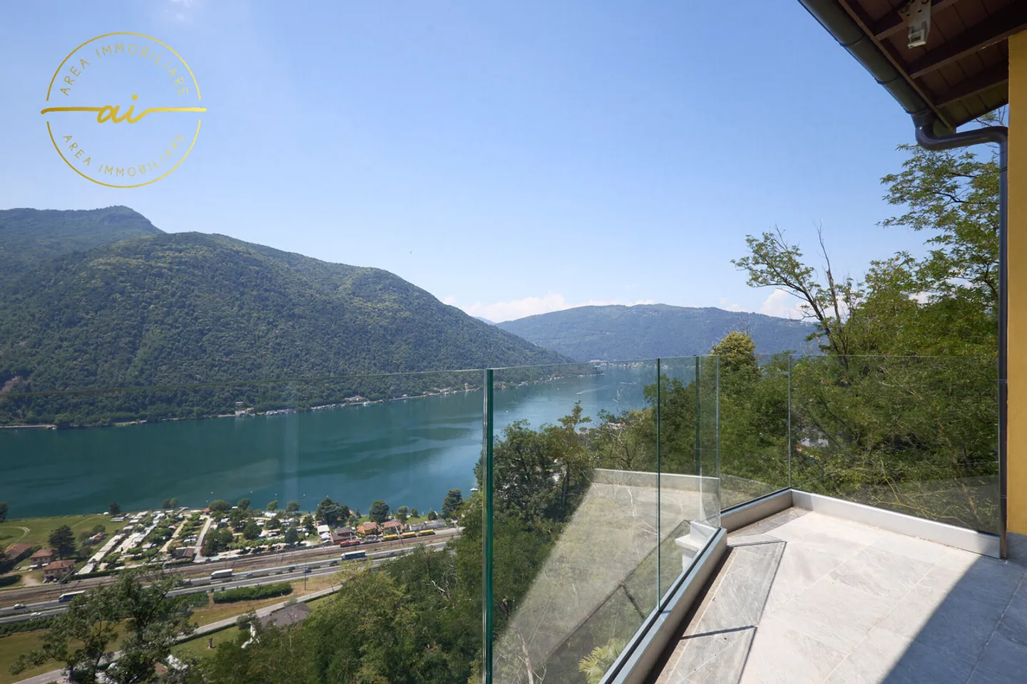 BELLE MAISON INDÉPENDANTE AVEC VUE SUR LE LAC À ROVIO - Photo 7 sur 13