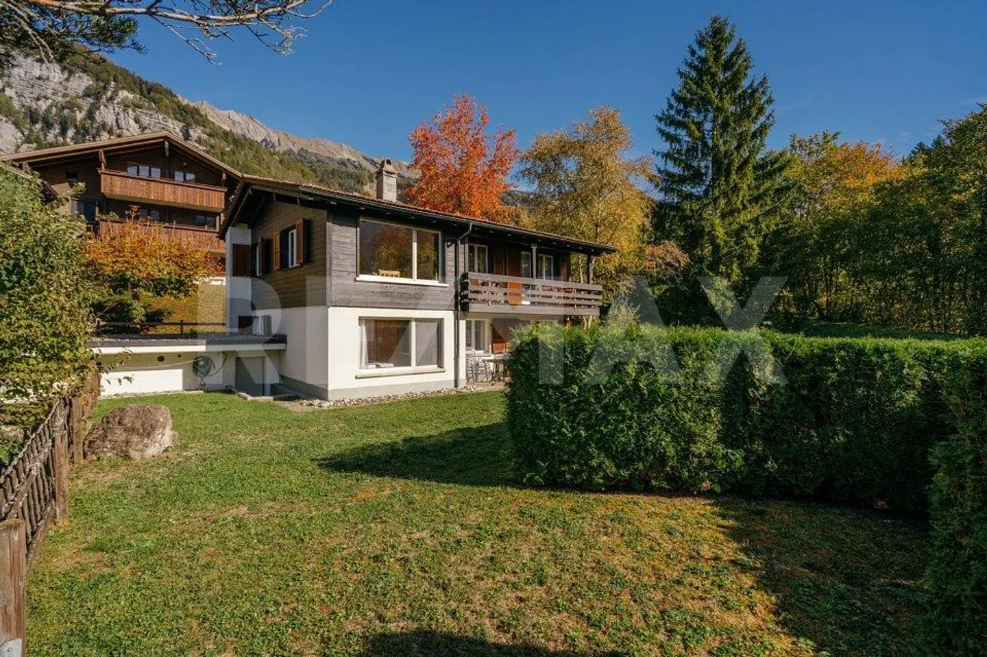 A House, Two Apartments and a Fantastic Location (also as Two... - Photo 7 of 13