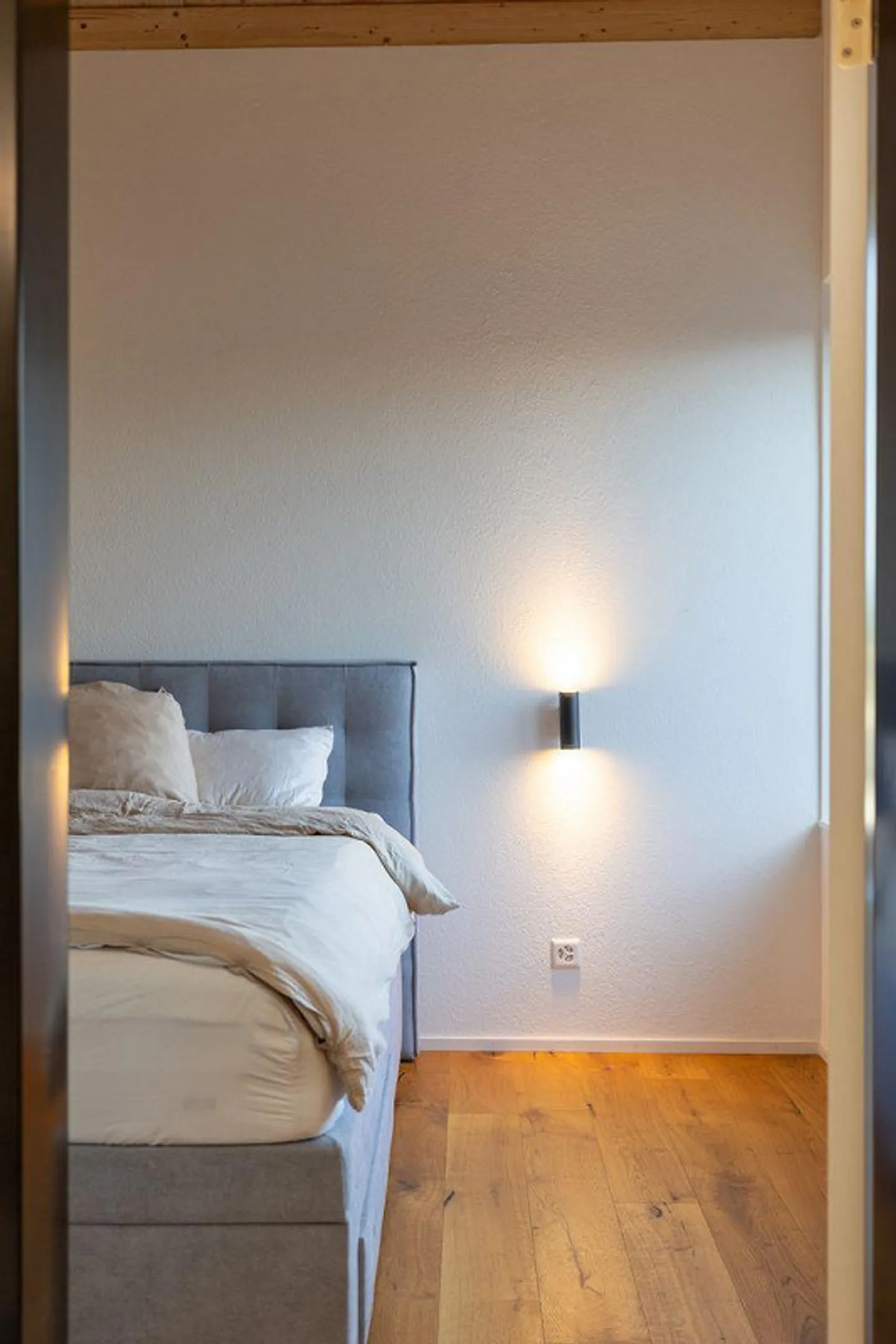 Architect's Penthouse over Widnau with 270° Alpine Panorama - Photo 12 of 16