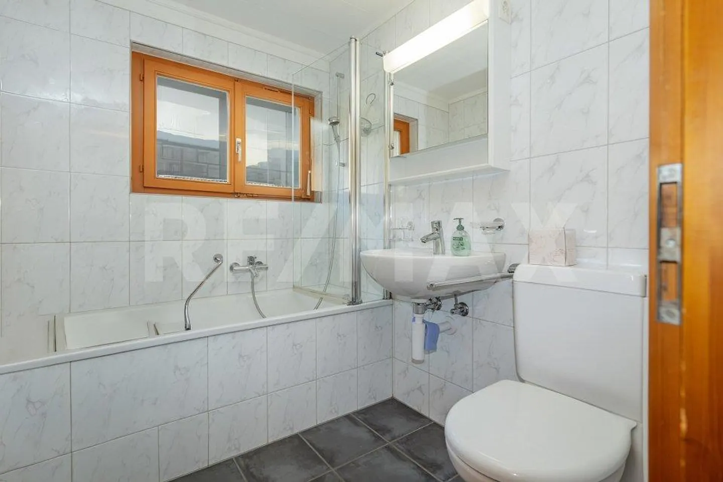 A House, Two Apartments and a Fantastic Location (also as Two... - Photo 6 of 13