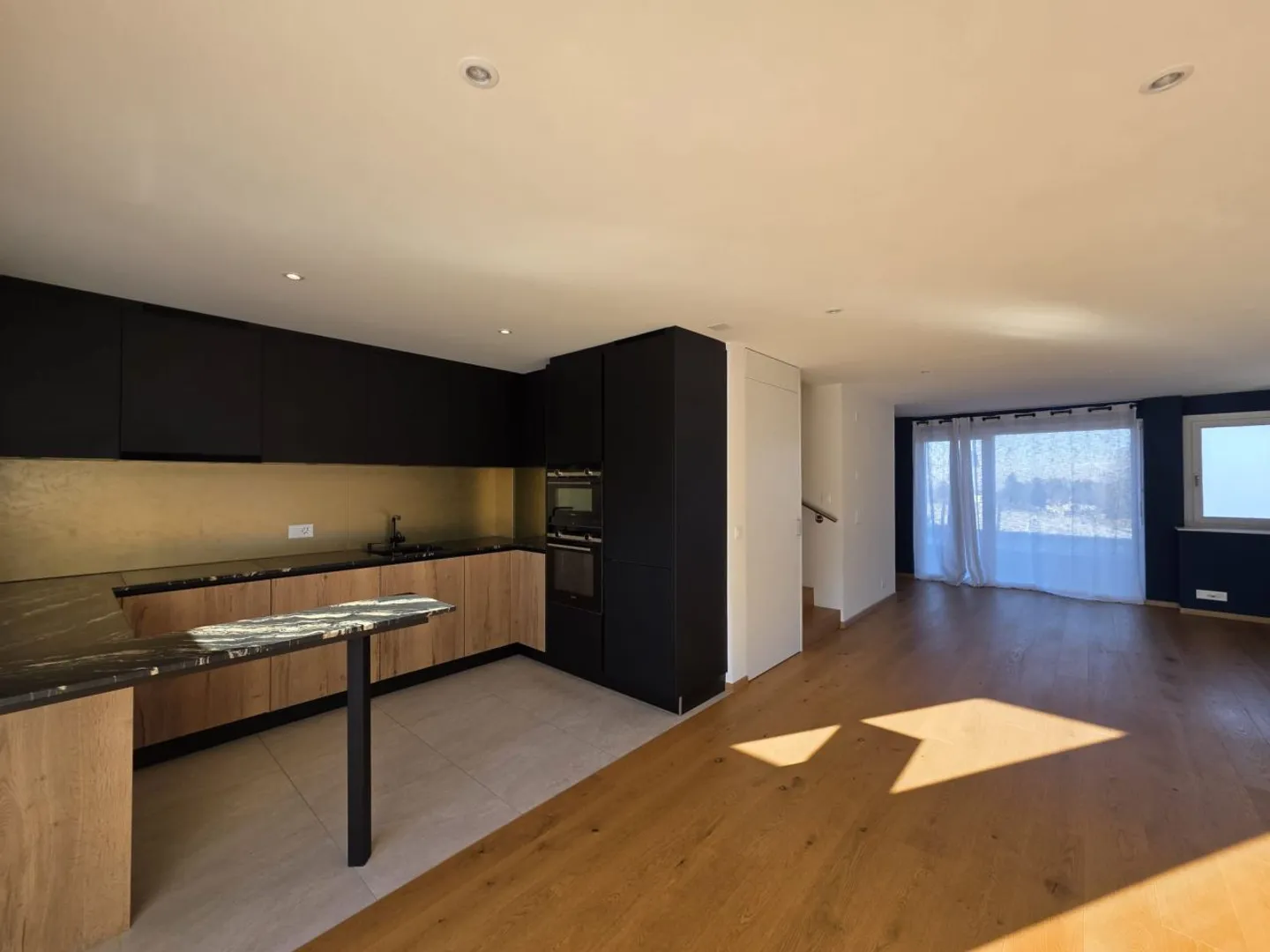 In affitto - Magnifico triplex Minergie di 5.5 locali con ampio giardino privato a - Foto 6 di 13