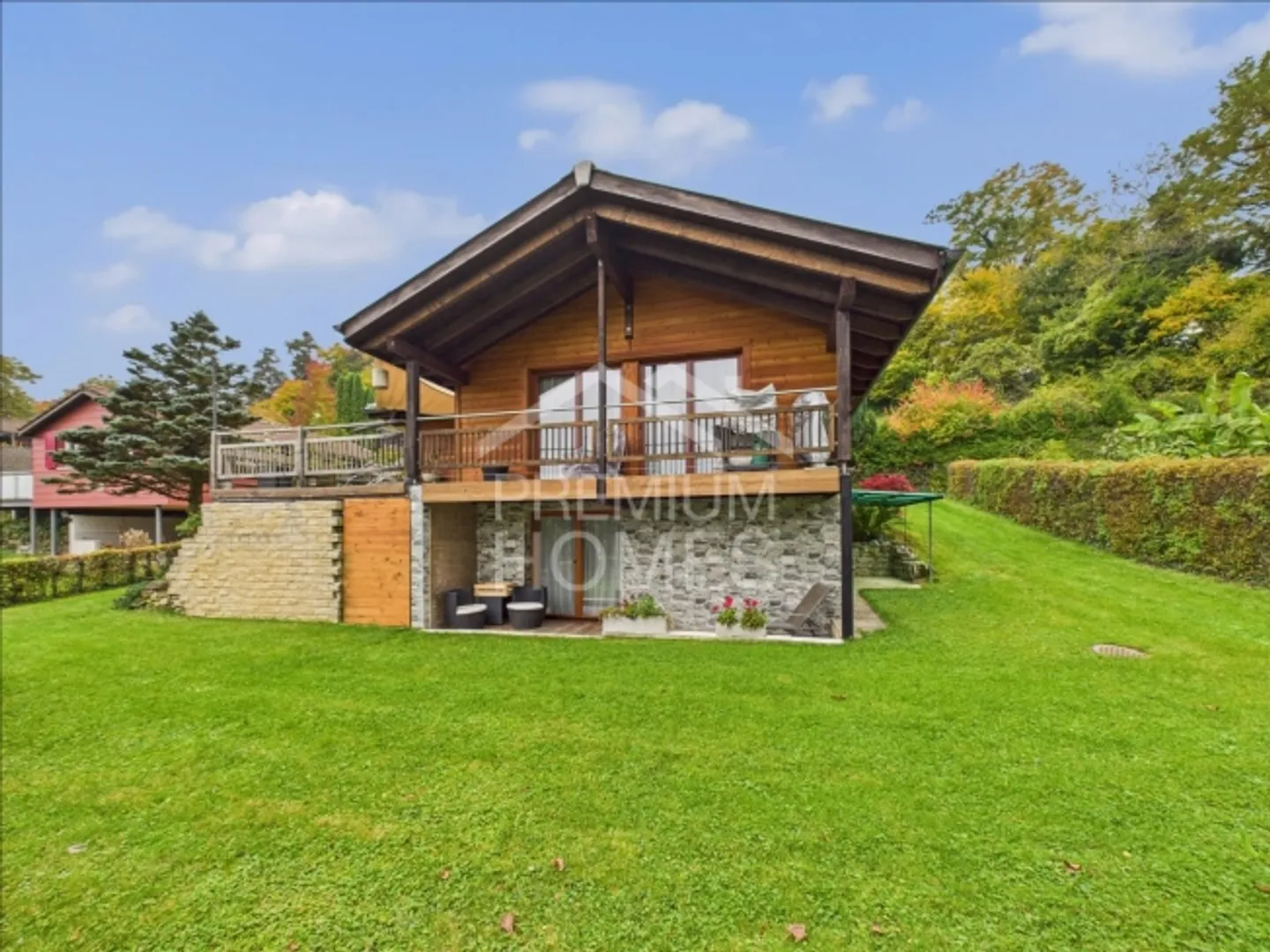 Harmonie zwischen Architektur und Natur - Foto 1 von 4