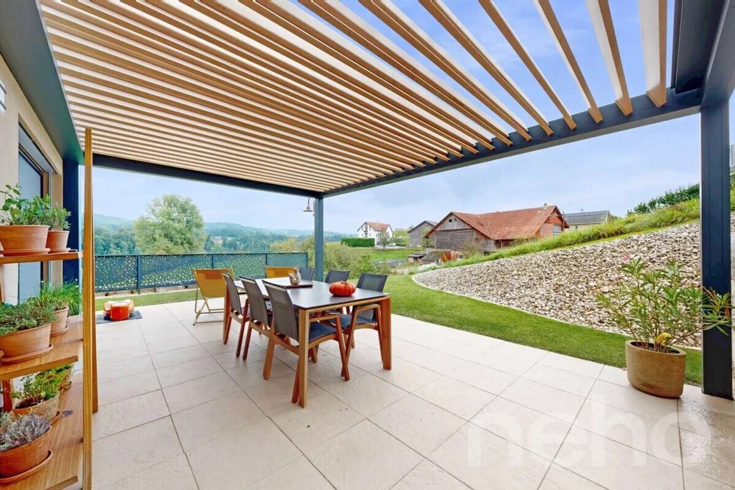 Casa indipendente con garage e vista libera! - Foto 3 di 12