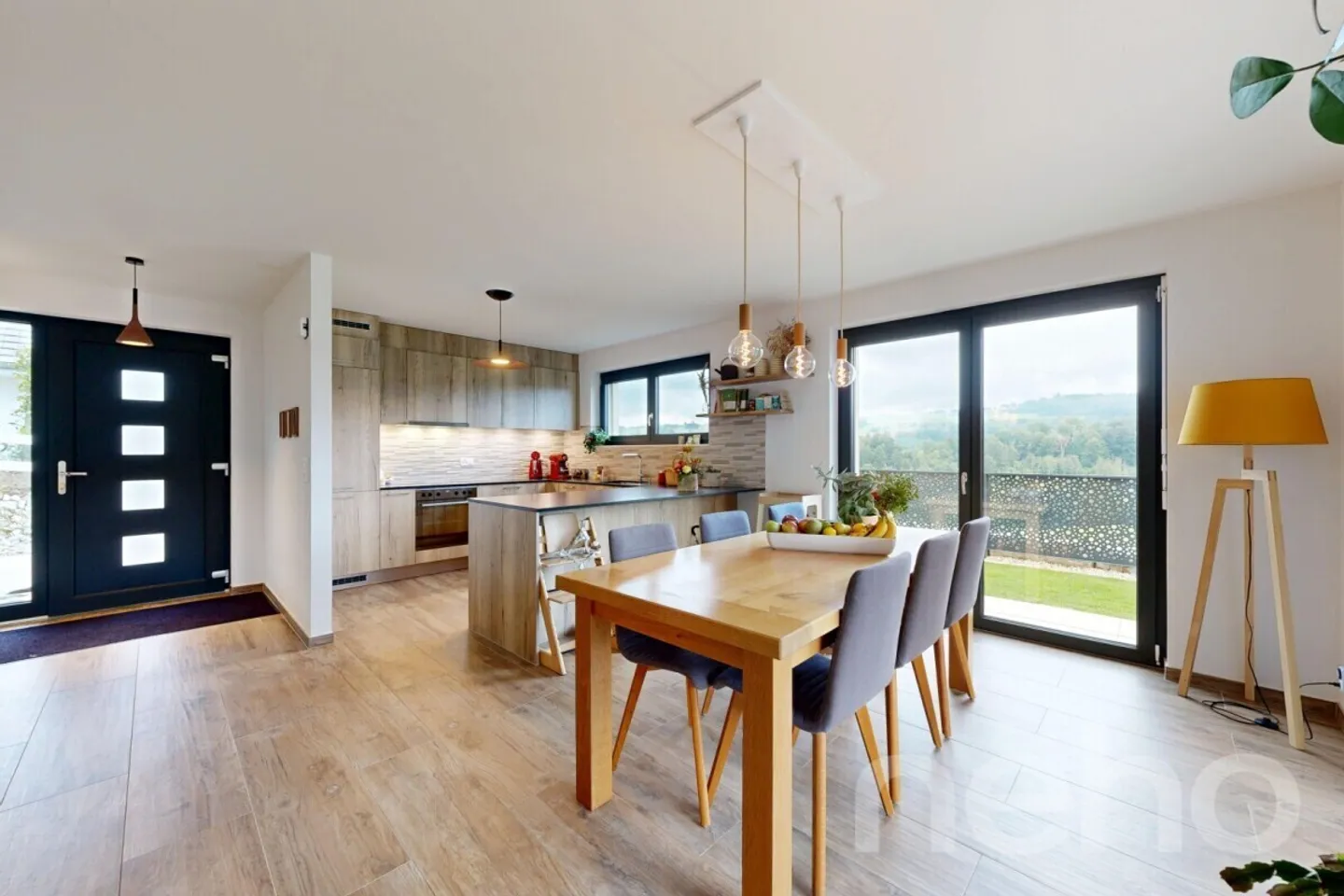 Casa indipendente con garage e vista libera! - Foto 4 di 12