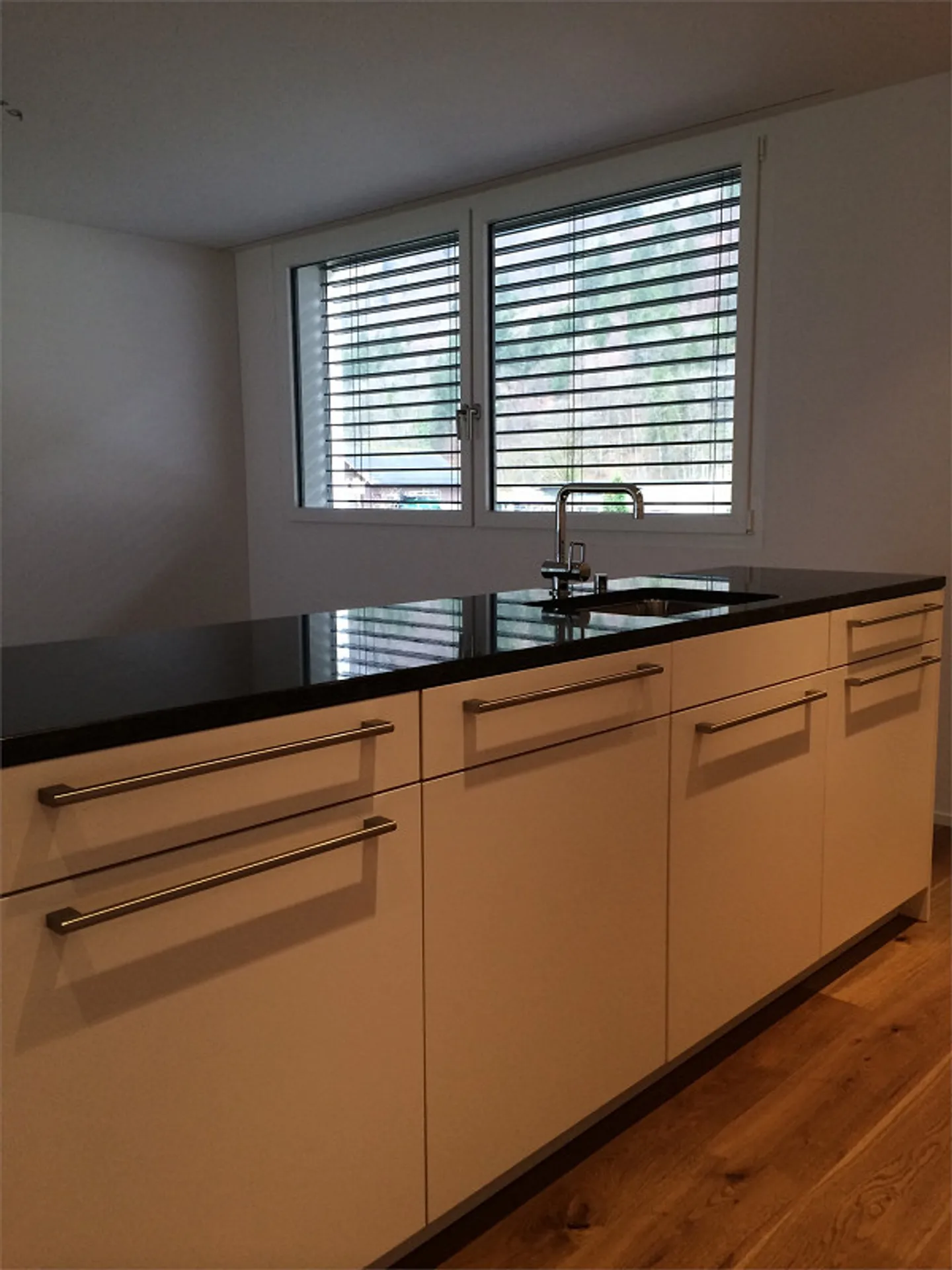 Appartement 4 1/2 pièces extrêmement attrayant avec grande loggia (30 m2) - Photo 7 sur 23