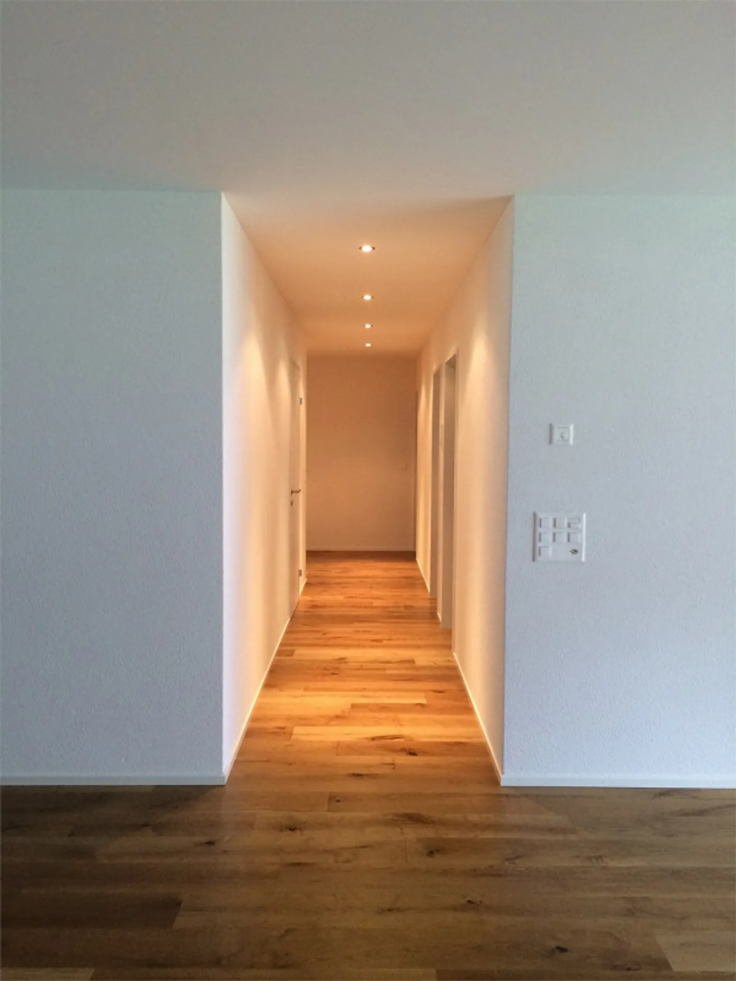 Appartement 4 1/2 pièces extrêmement attrayant avec grande loggia (30 m2) - Photo 10 sur 23