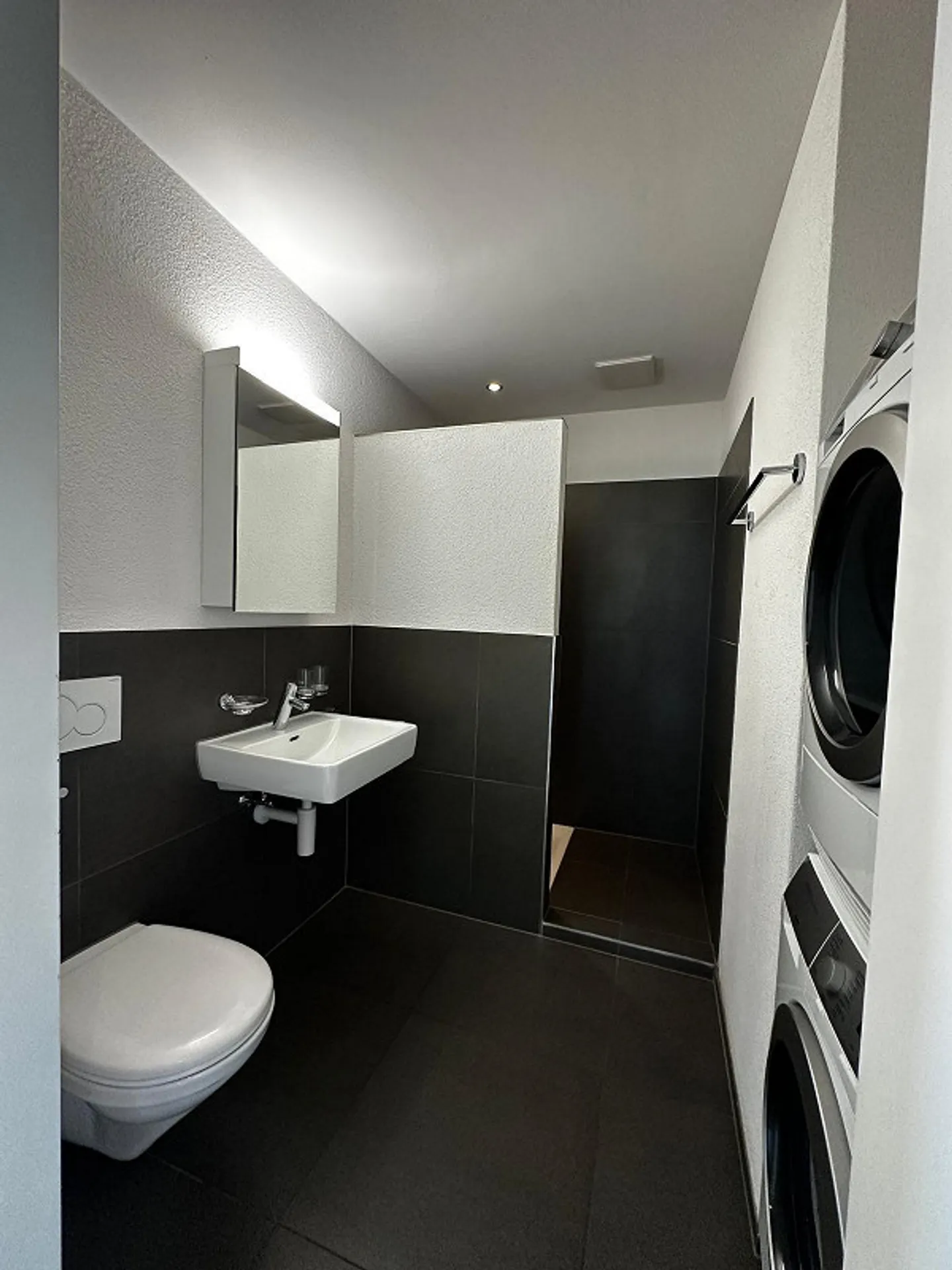 Appartement 4 1/2 pièces extrêmement attrayant avec grande loggia (30 m2) - Photo 21 sur 23