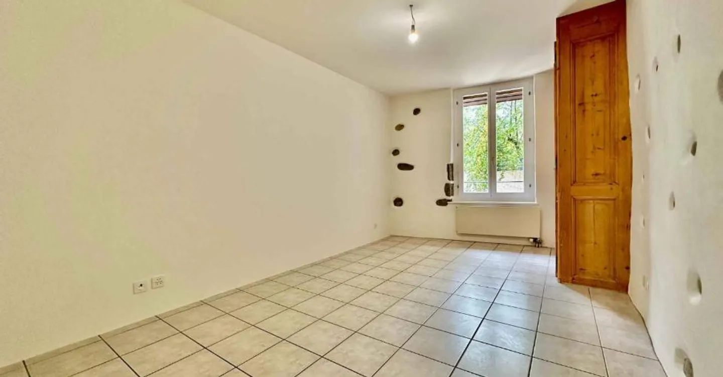Charming 3.5-room duplex on the 1st floor in Versoix - Photo 3 of 12