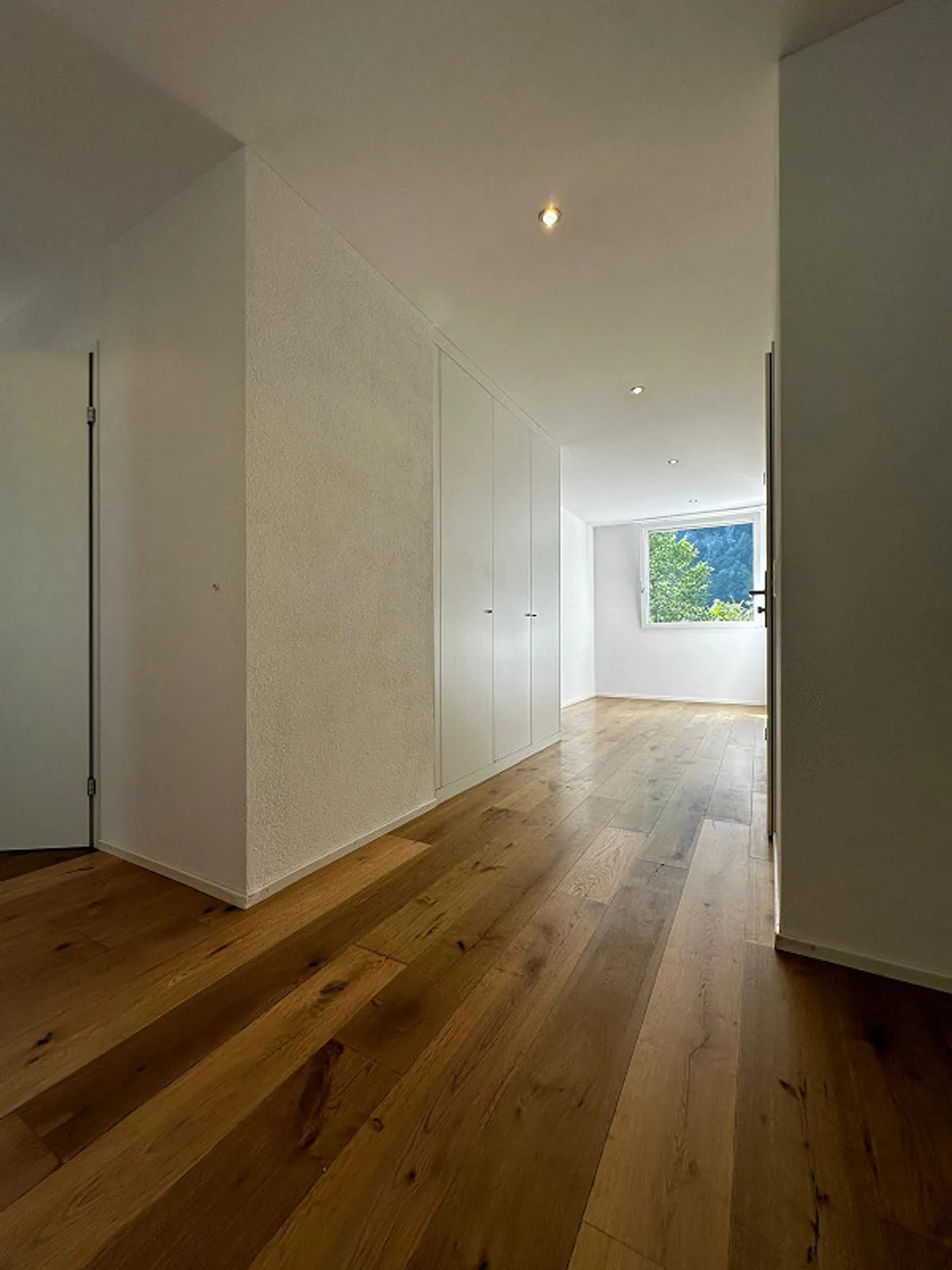 Appartement 4 1/2 pièces extrêmement attrayant avec grande loggia (30 m2) - Photo 13 sur 23