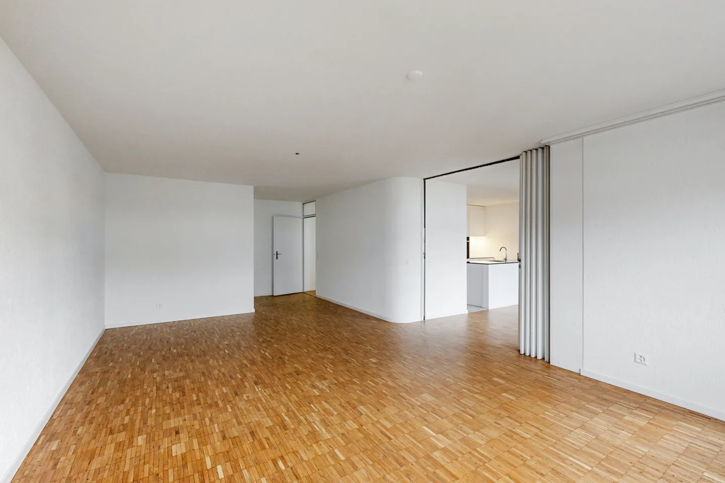 Beaucoup de confort de vie dans un environnement familial - Photo 3 sur 10