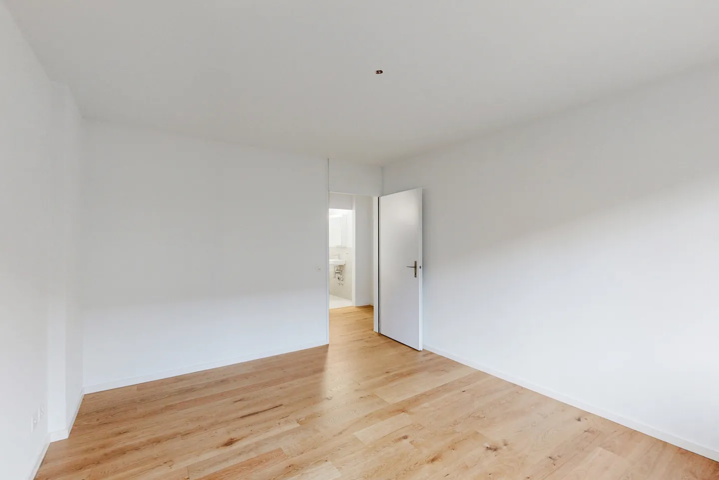 Beaucoup de confort de vie dans un environnement familial - Photo 5 sur 10