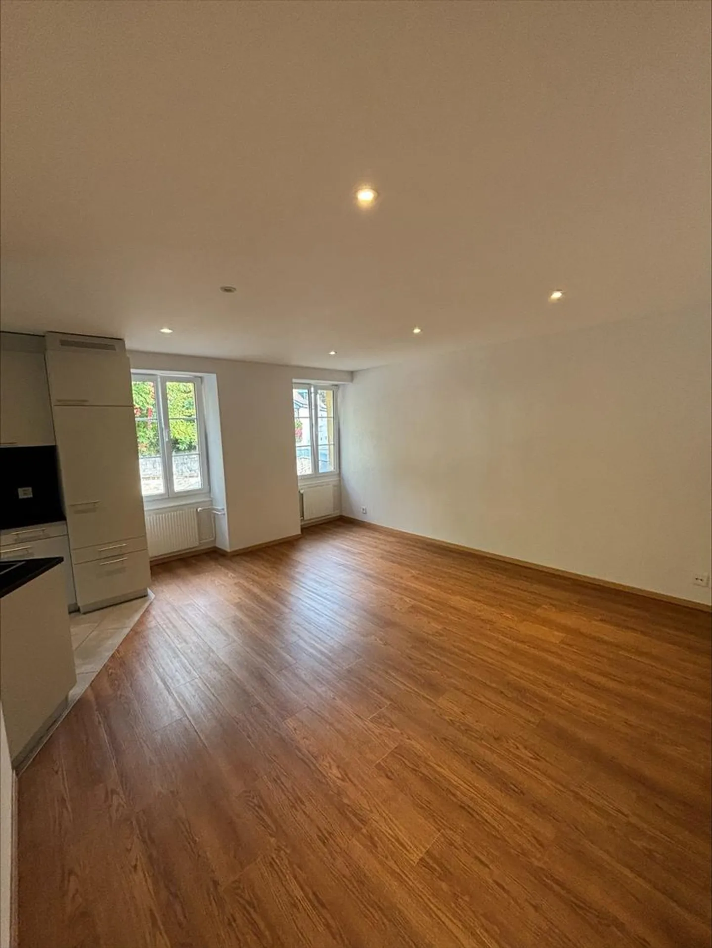 Chance nicht verpassen! Wunderschöne 3.0 Zimmer im Stadtzentrum von Neuchâtel - Foto 1 von 6