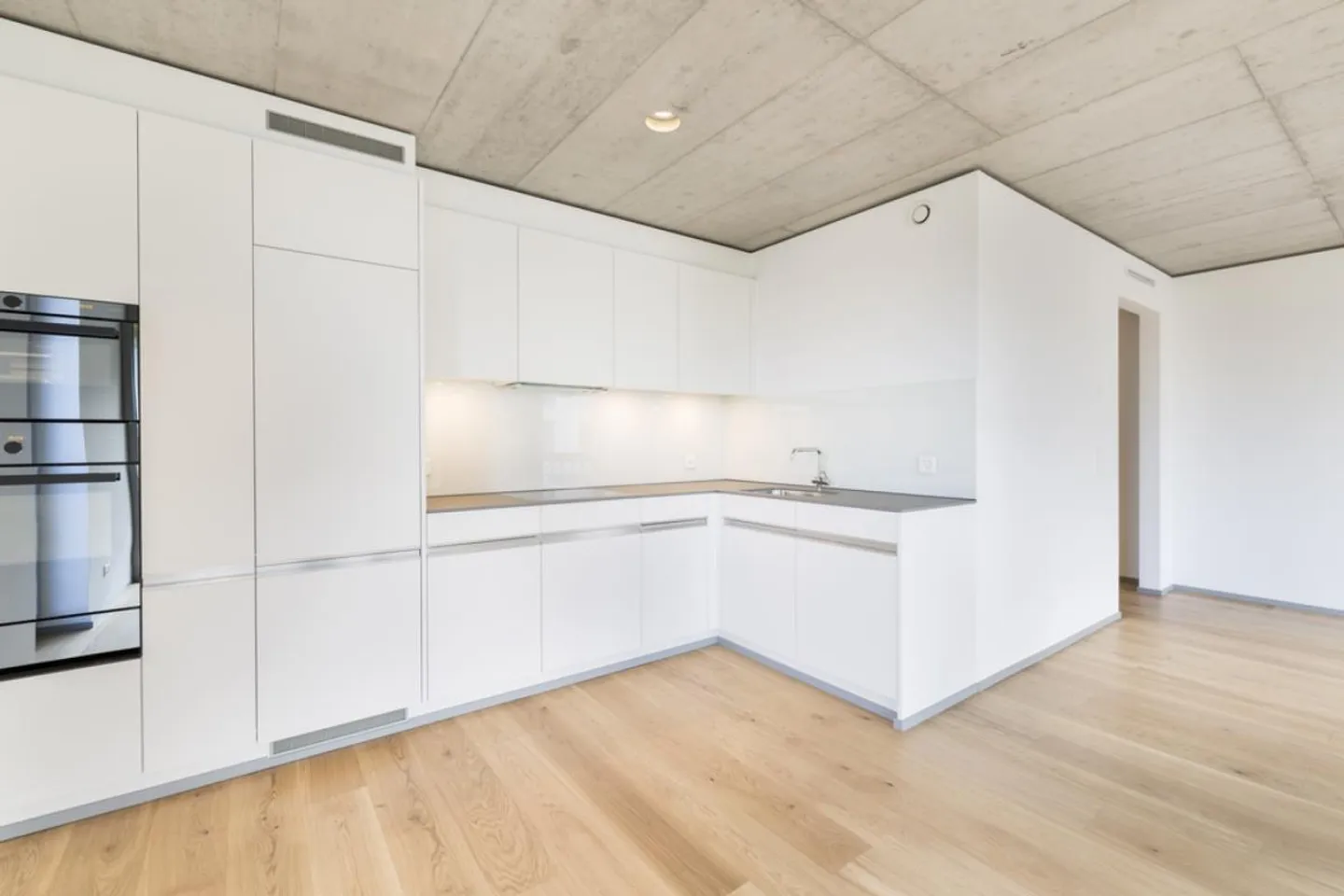 Appartamento moderno con molti vantaggi - Foto 2 di 7
