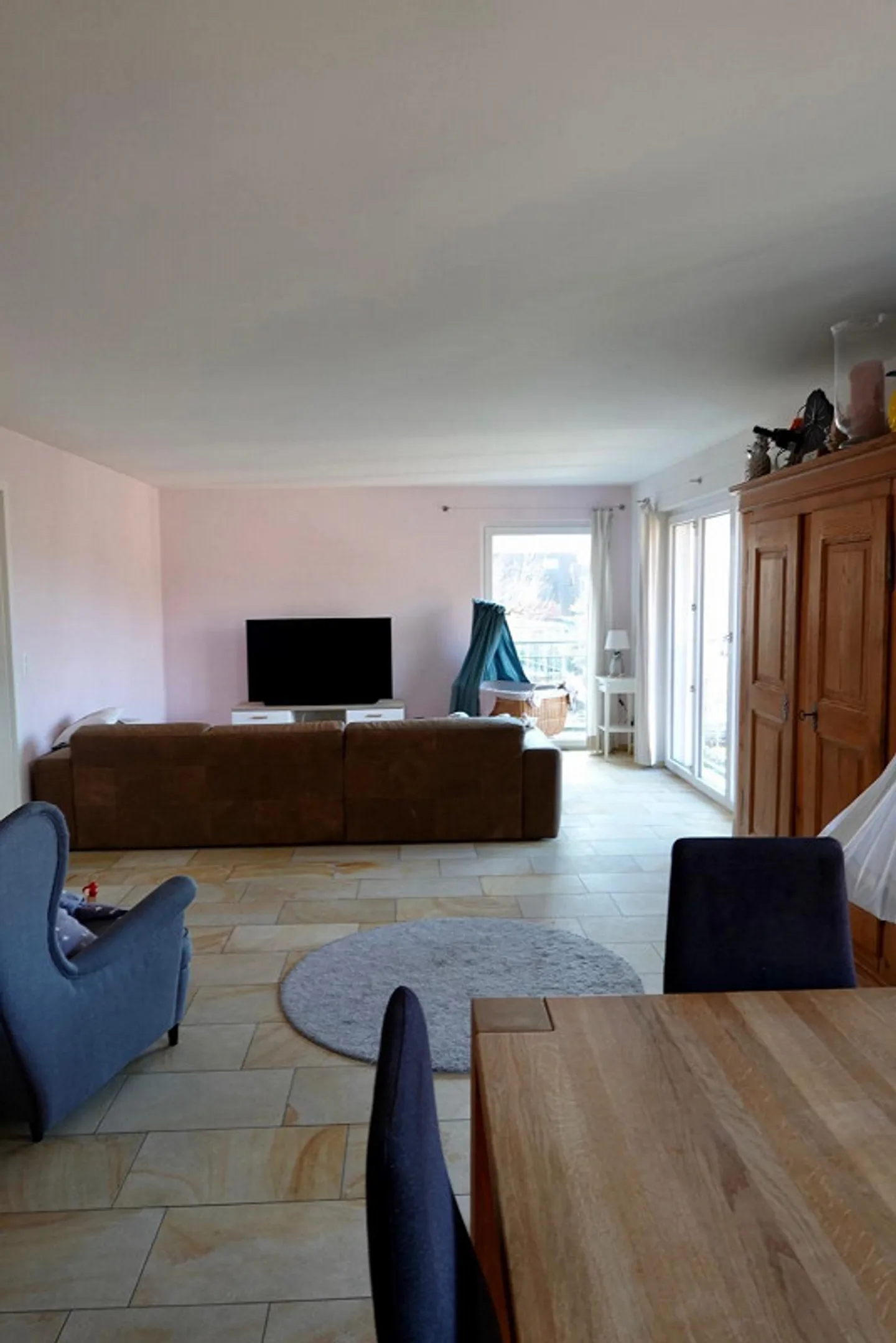 Appartement moderne 3,5 pièces - Photo 3 sur 5