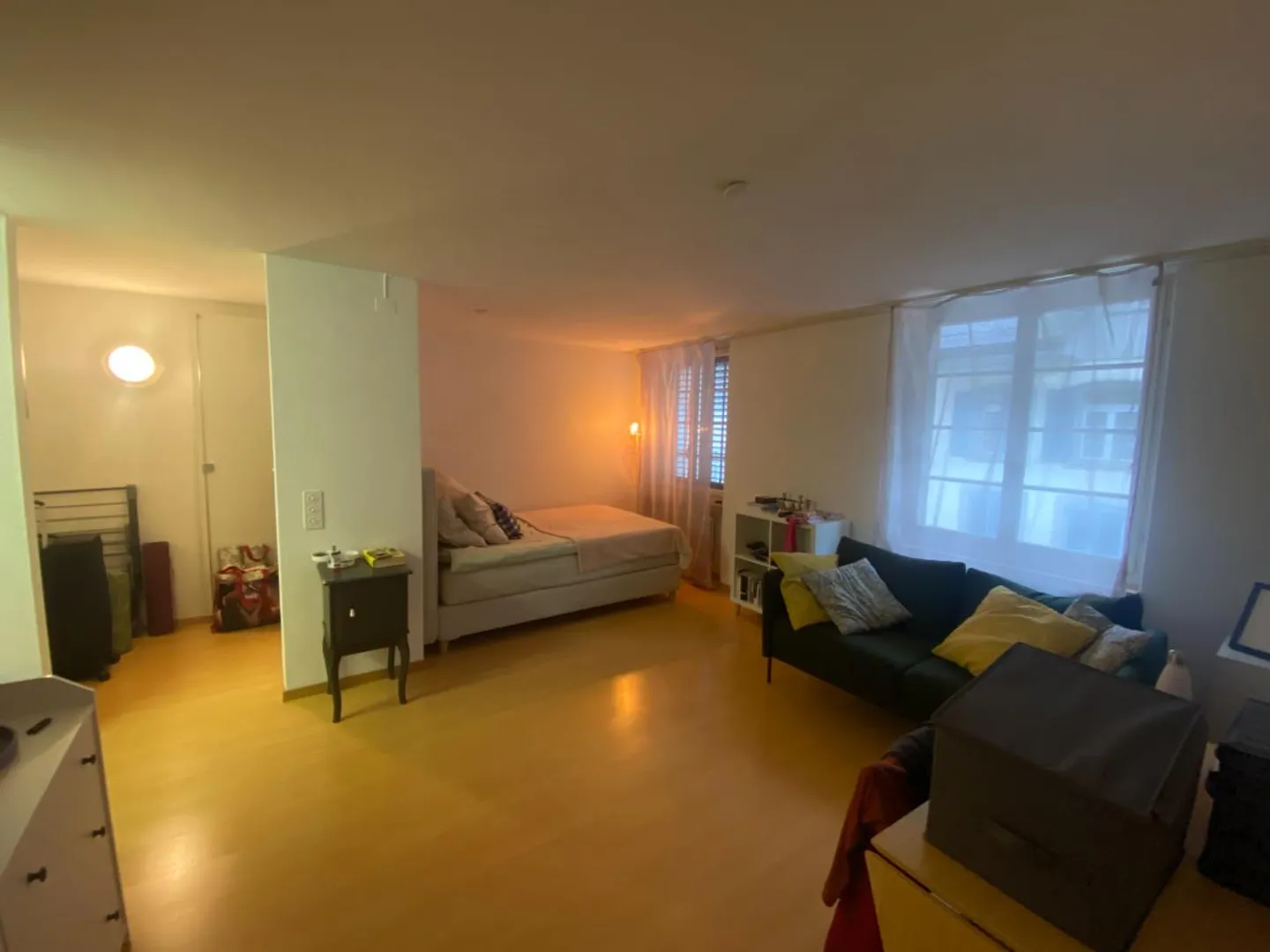 1 Room Apartment - Photo 2 of 5