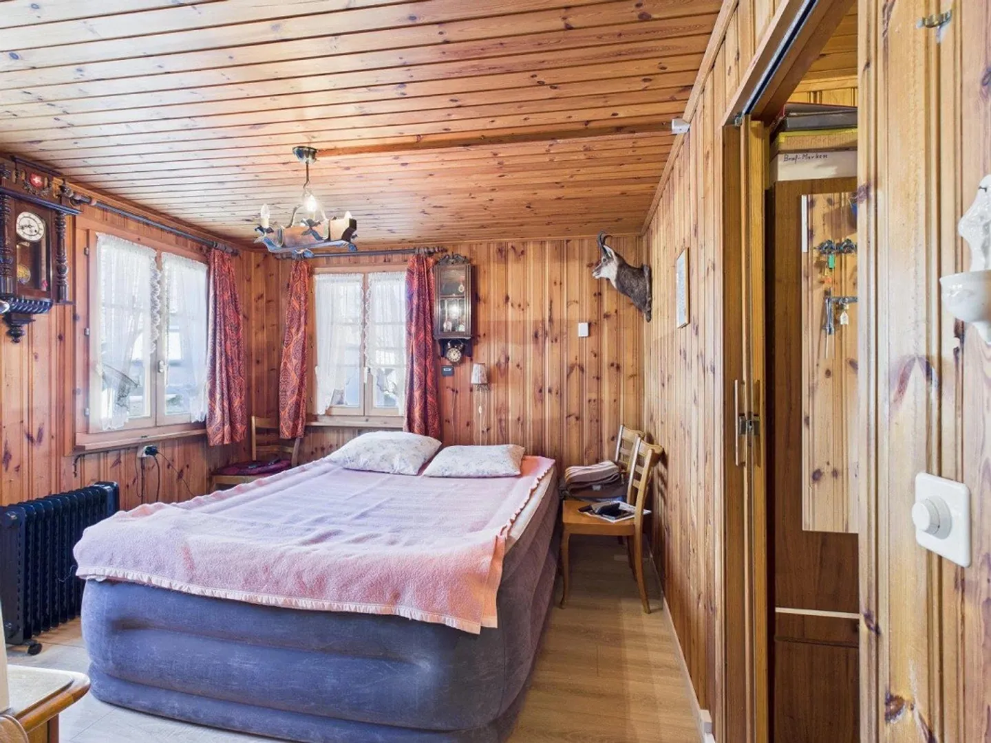 Idyllic House with Workshop and Vines in Eyholz - Photo 8 of 13