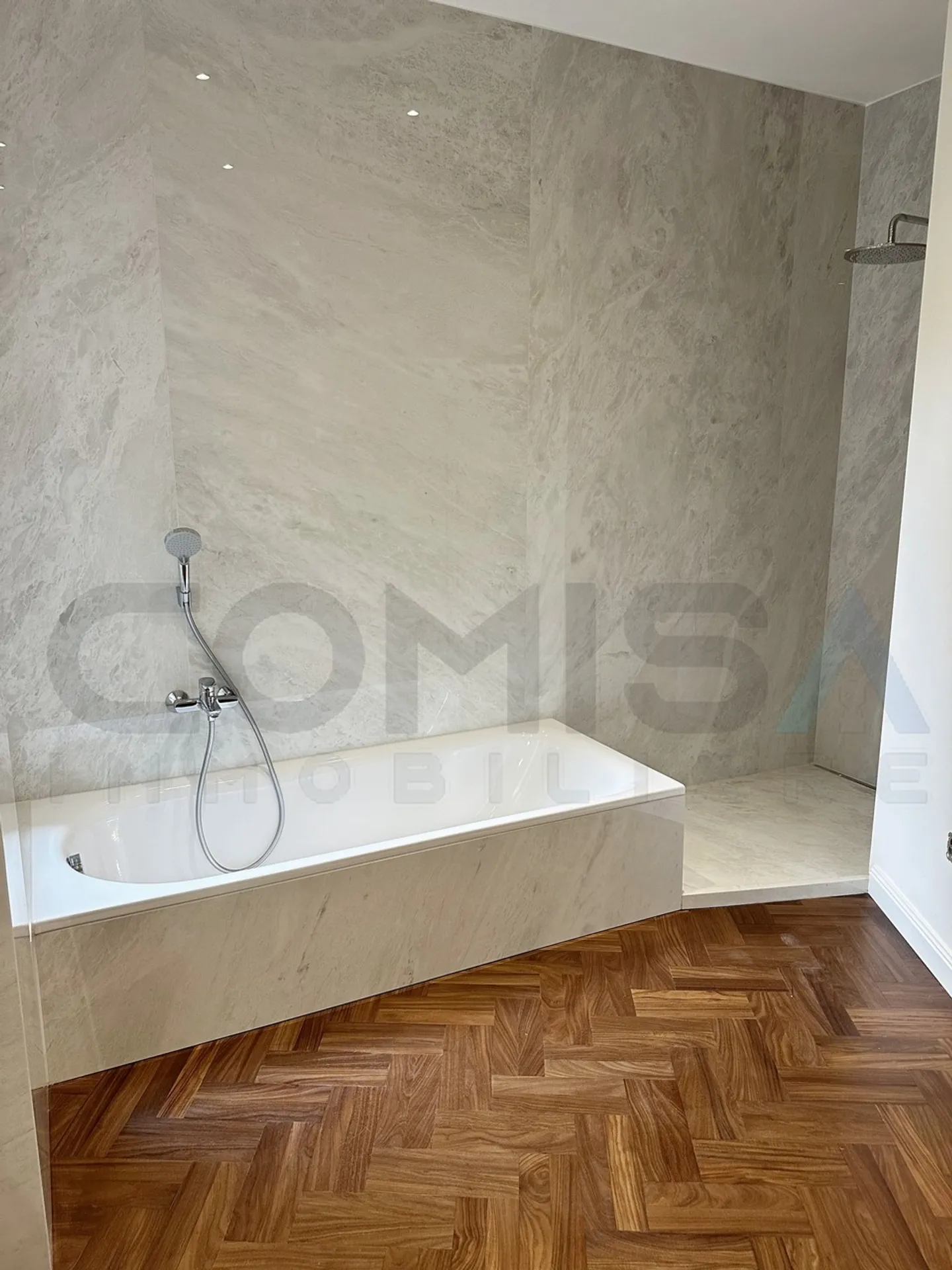 LUGANO CENTRO Appartement élégant de 10,5 pièces avec jardin - Photo 8 sur 12