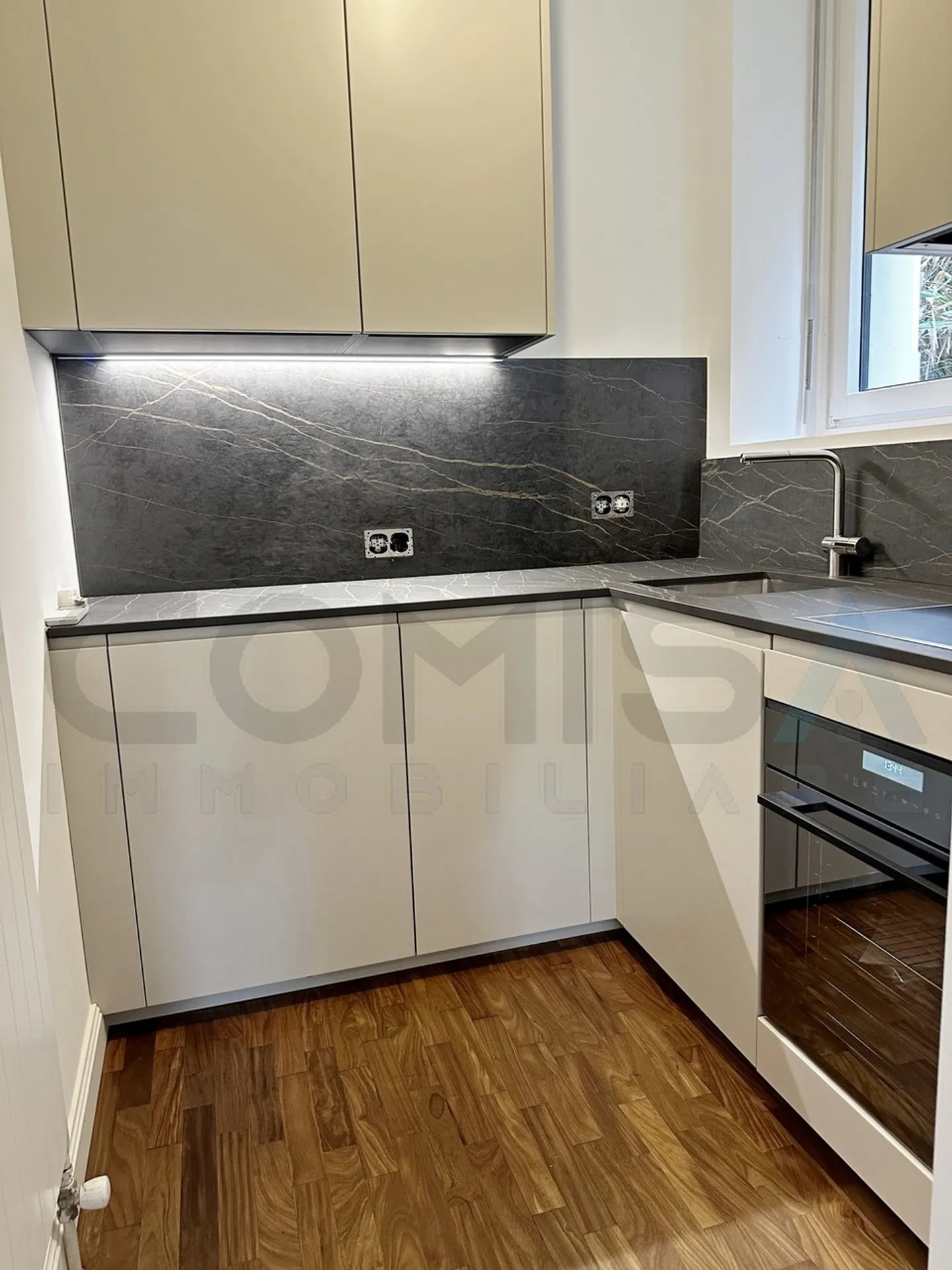 LUGANO CENTRO Appartement élégant de 10,5 pièces avec jardin - Photo 11 sur 12