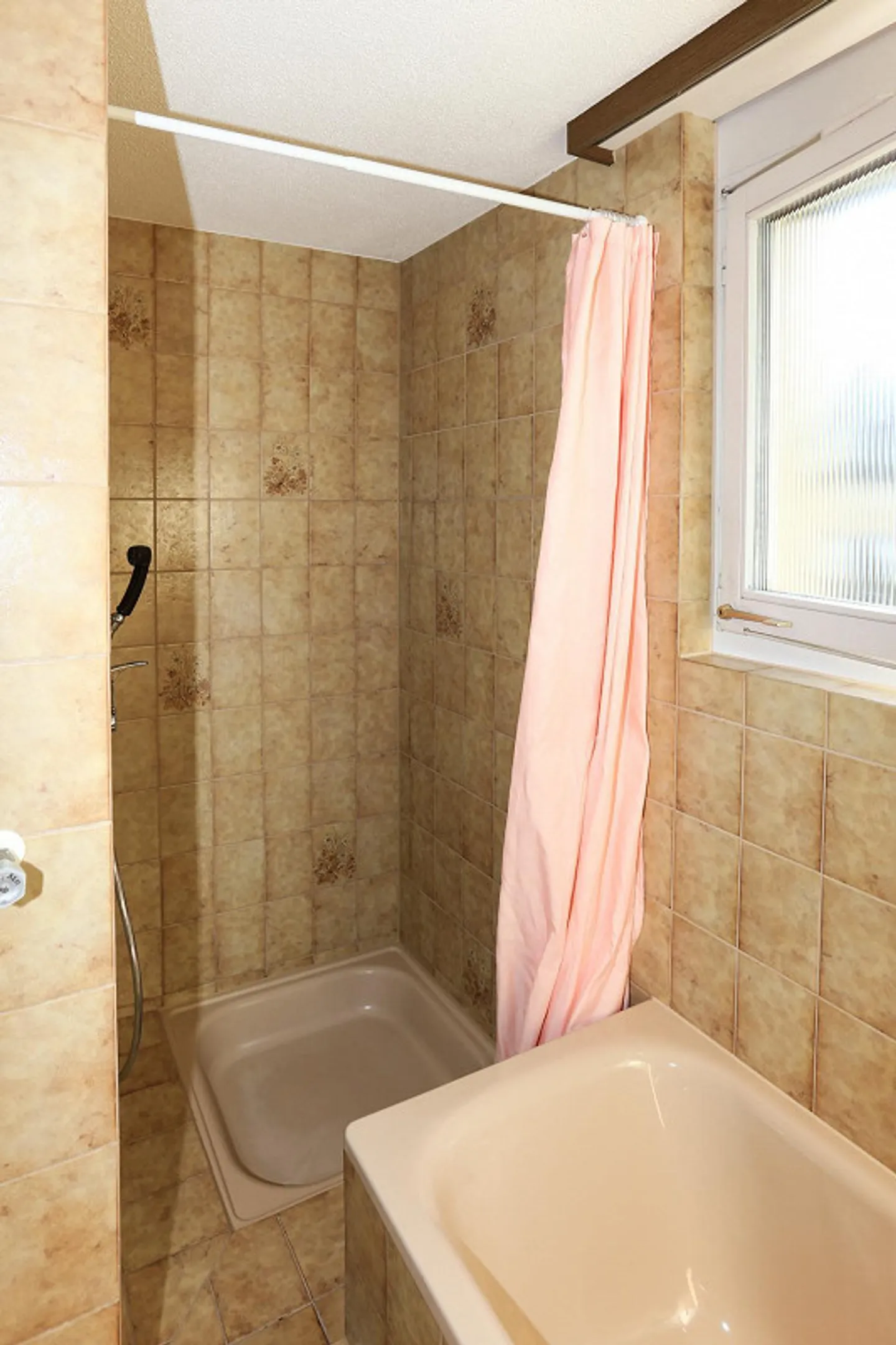 Helle 4.5 Zimmerwohnung - Foto 7 von 8