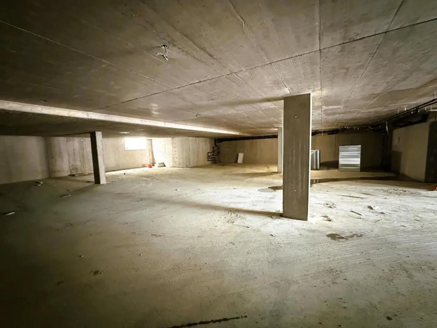 Parking spaces for rent - Photo 6 of 10