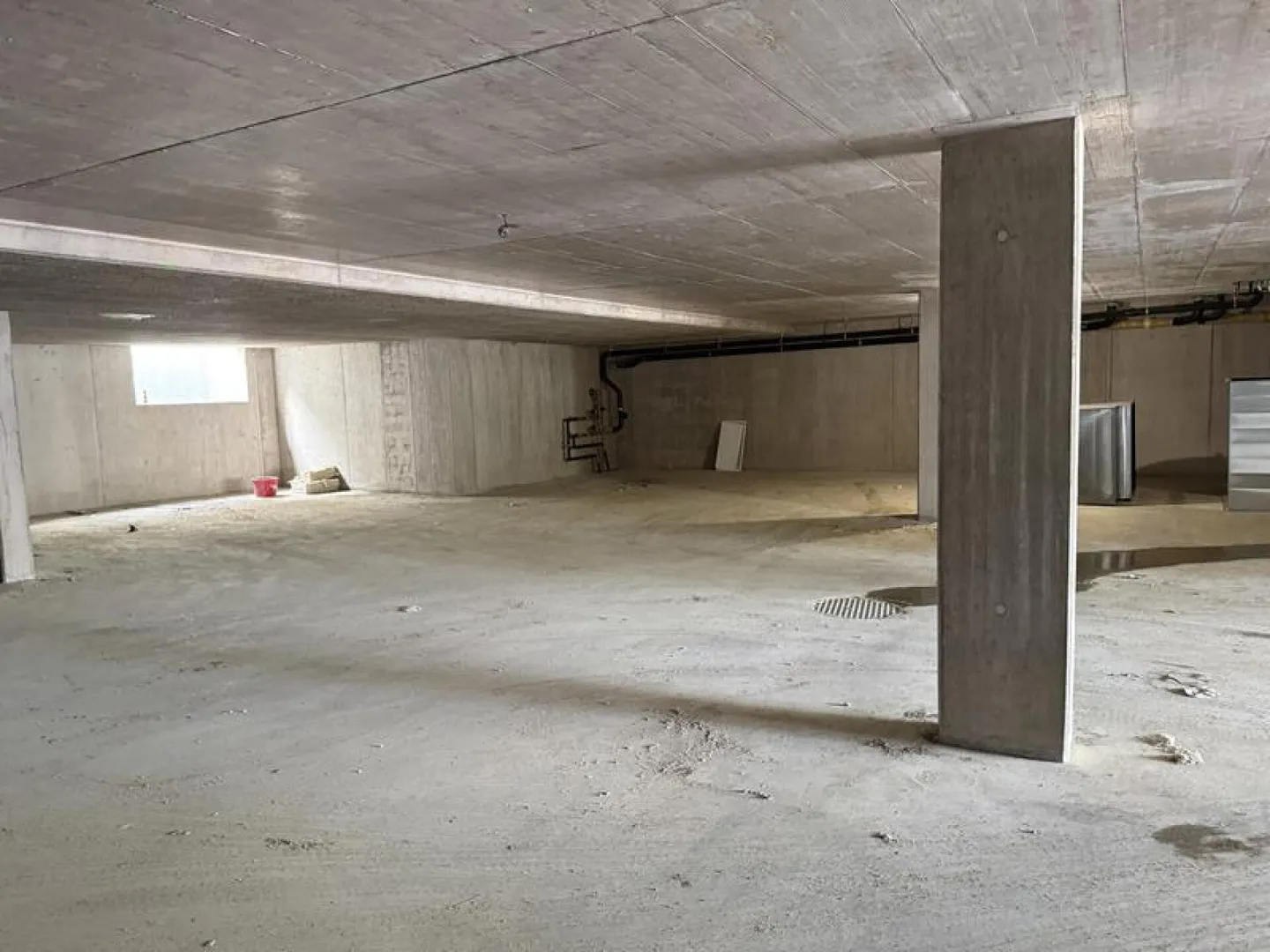 Parking spaces for rent - Photo 7 of 10