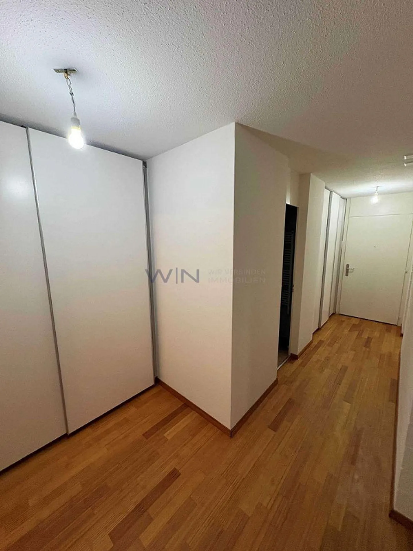 Bell'appartamento di 3,5 locali a Zug - Foto 4 di 6