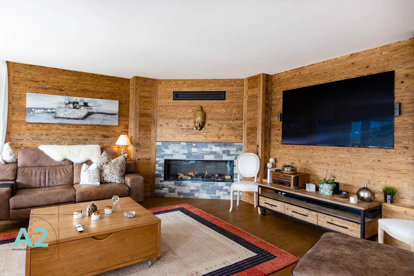Chalet de haut standing avec 9 chambres, piscine extérieure et jacuzzi - Photo 5 sur 13
