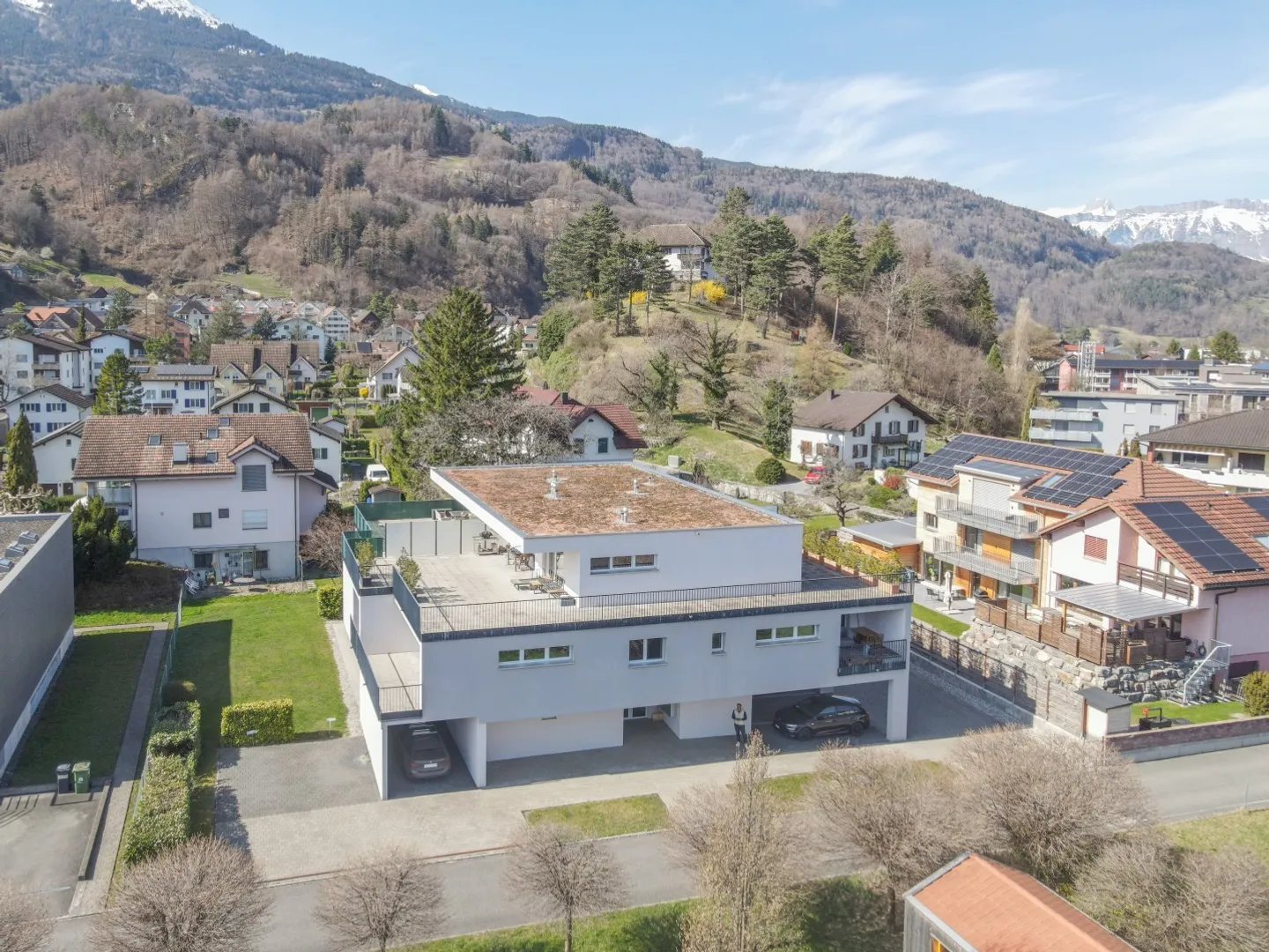 Modern Multi-Family House - in a Family-Friendly Location - Photo 3 of 8