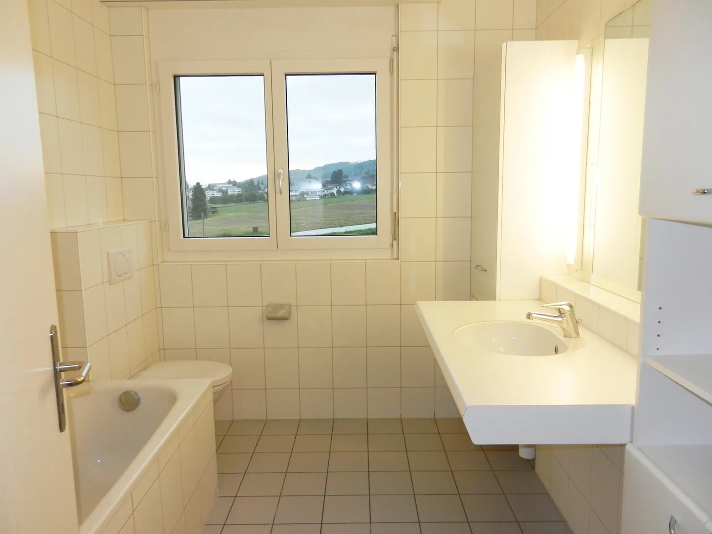 Vivere in una posizione ottimale con giardino - Foto 8 di 10