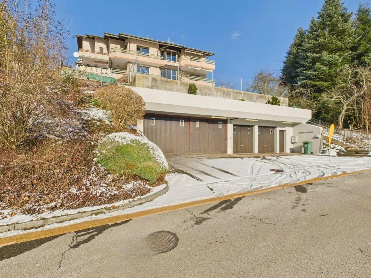 Idyllisches Doppelhaus - Foto 1 von 30