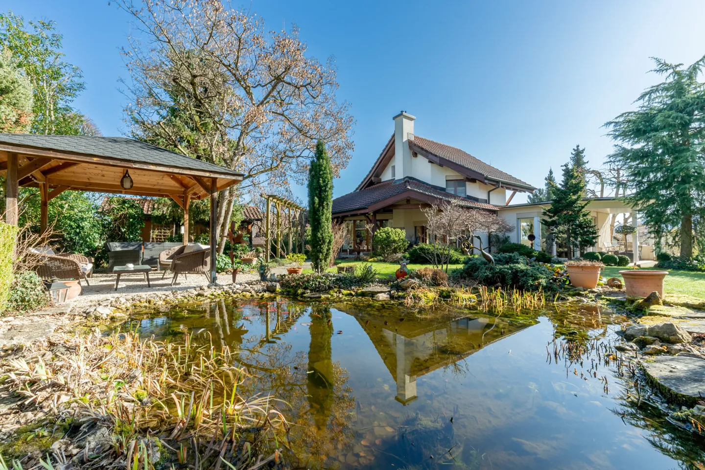 Villa da sogno di 5,5 stanze a Witterswil - Foto 2 di 30