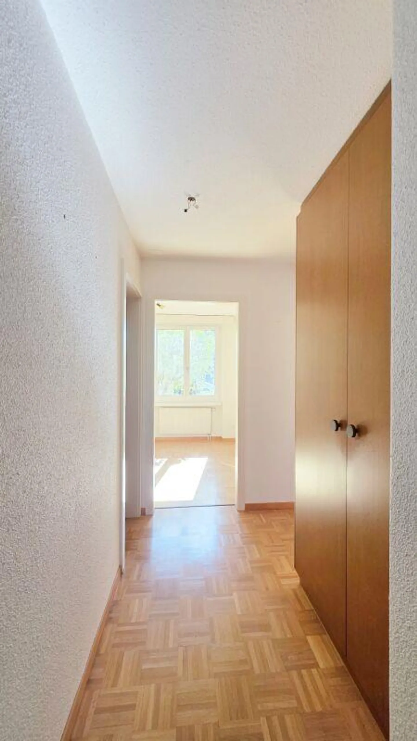 Charmante Wohnung mit sonnigem Sitzplatz - Foto 9 von 12