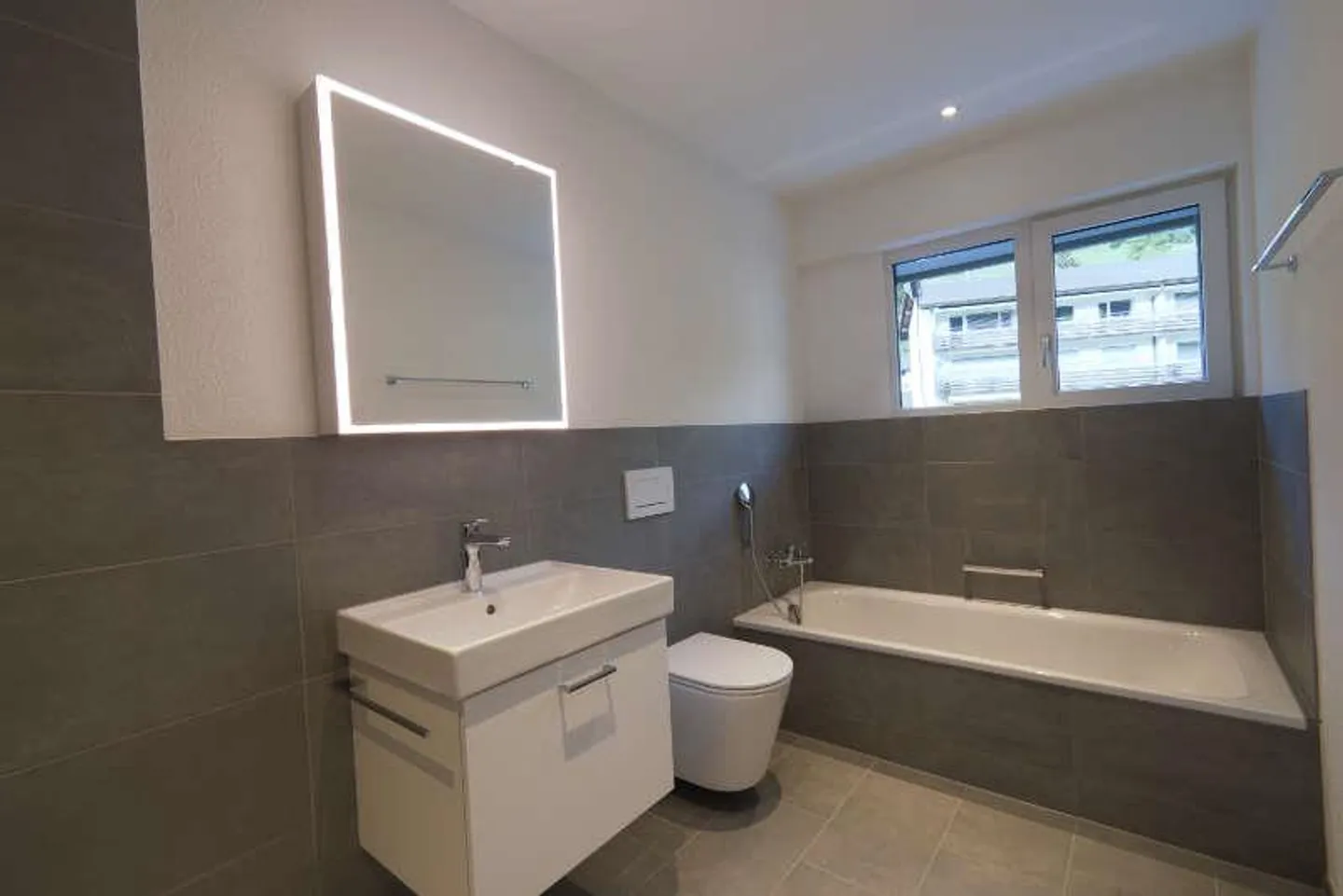 Appartamento moderno e nuovo con grande area esterna - Foto 6 di 23