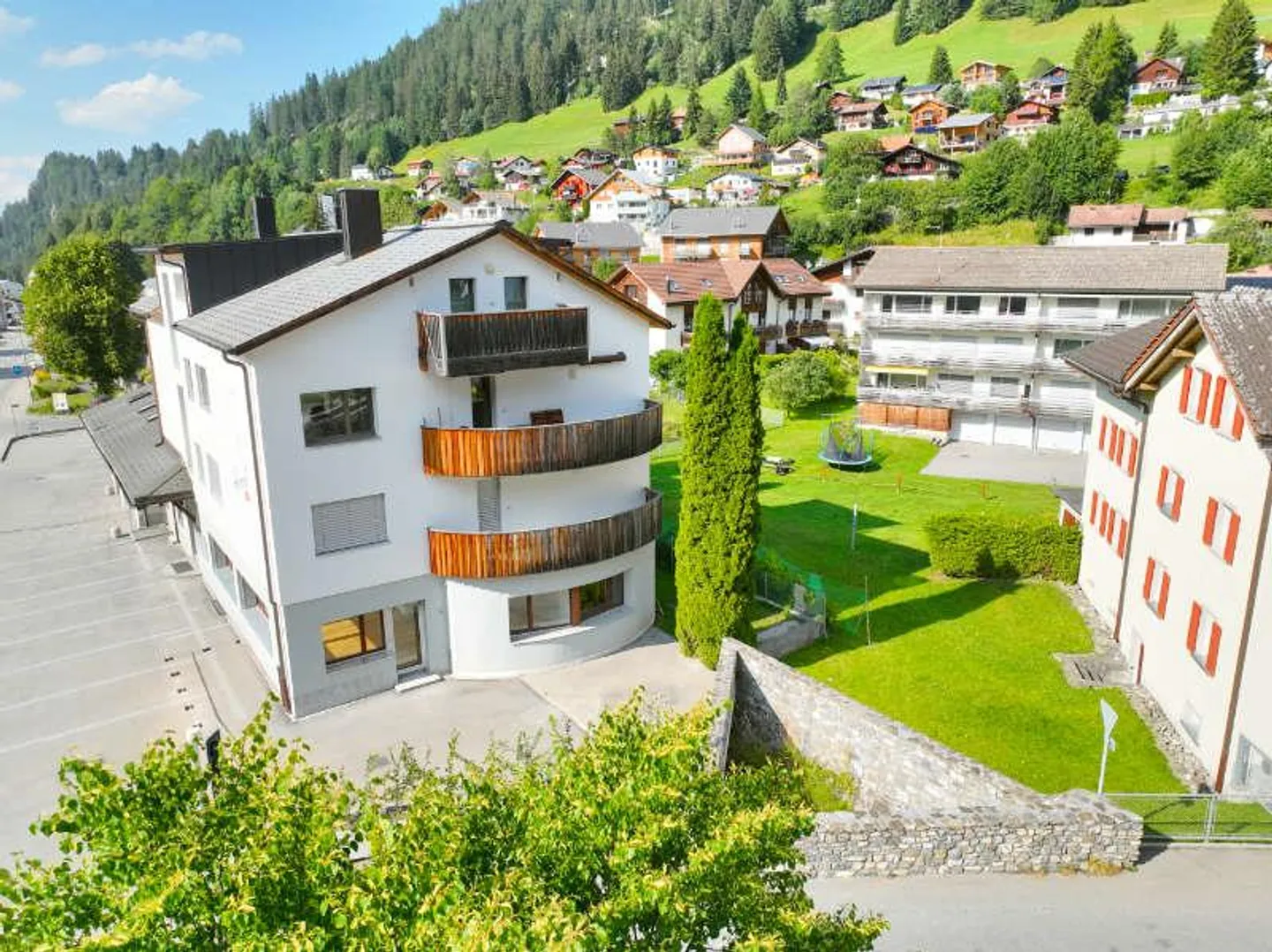 Appartamento moderno e nuovo con grande area esterna - Foto 16 di 23