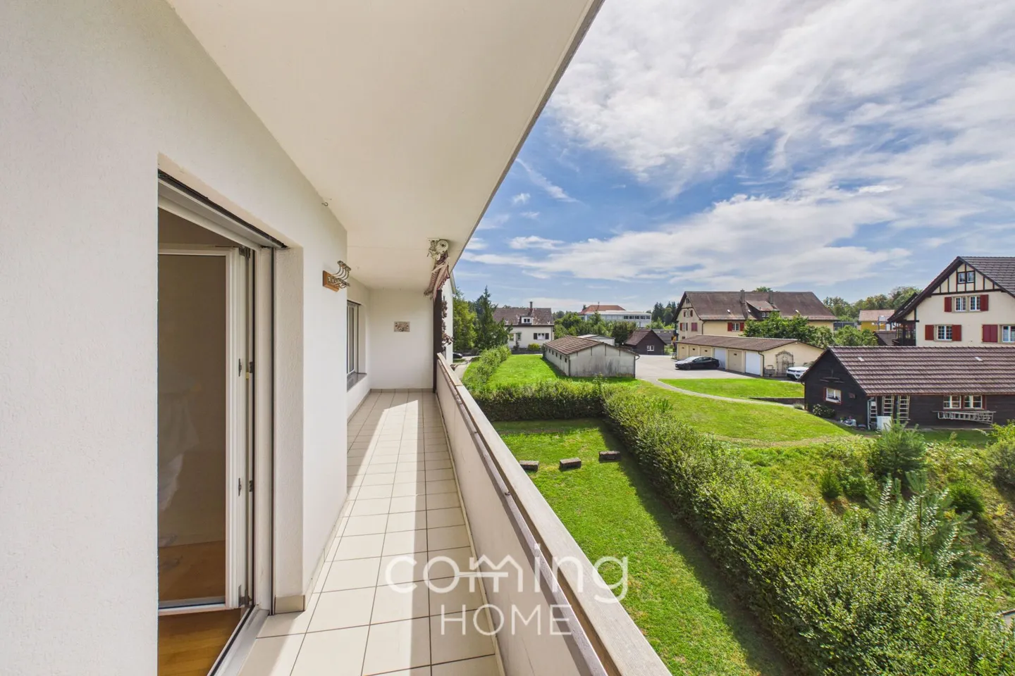 Appartement 4.5 pièces modernisé à Riedholz avec vue sur la montagne et balcon - Photo 12 sur 15