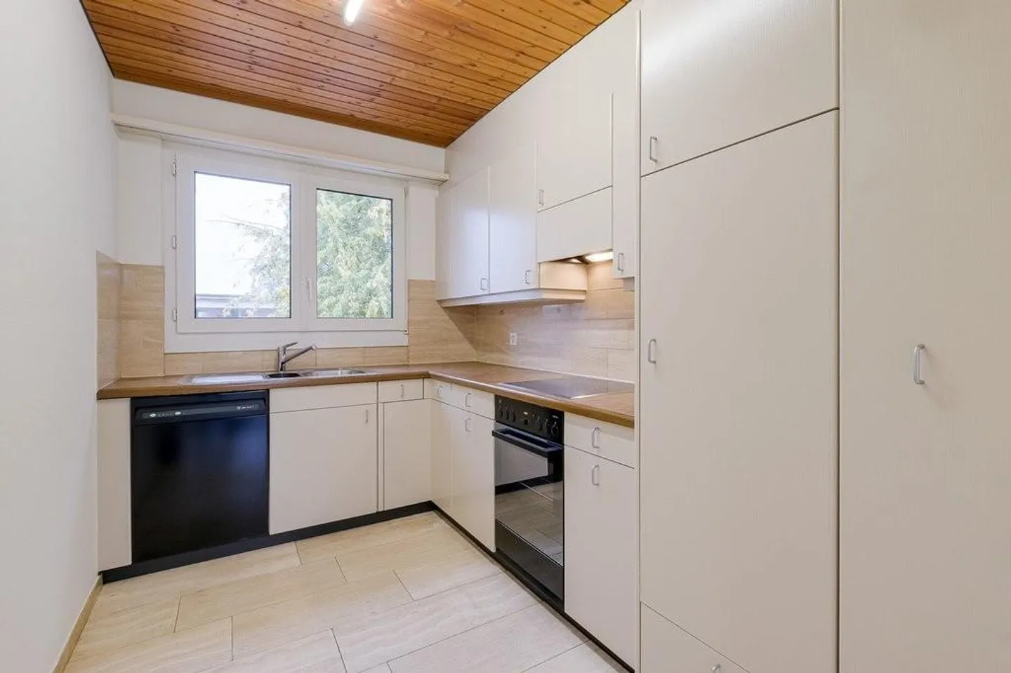 Wunderschönes Apartment mit Terrasse - Foto 2 von 9