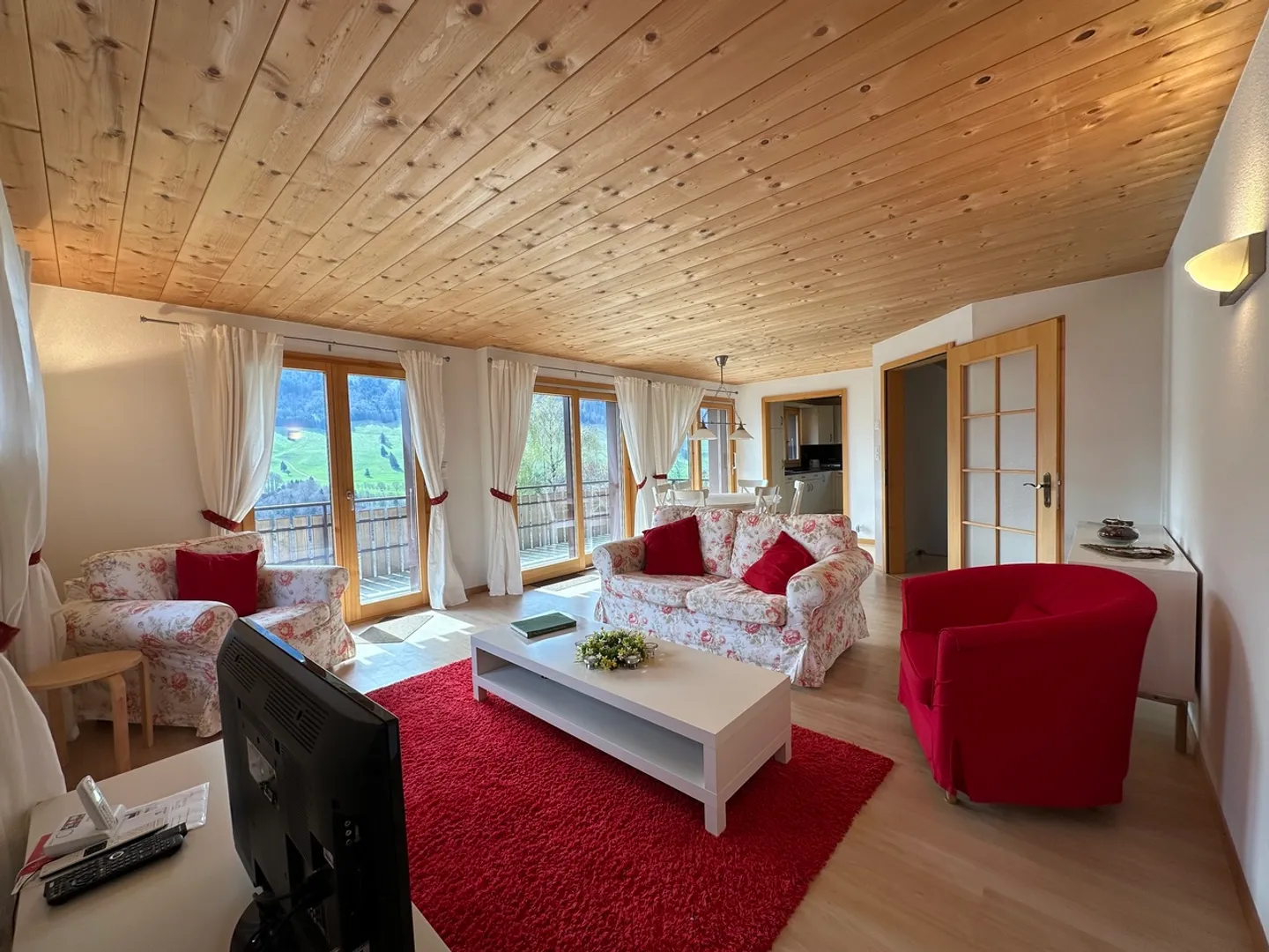 Chalet con 2 appartamenti - Foto 5 di 9