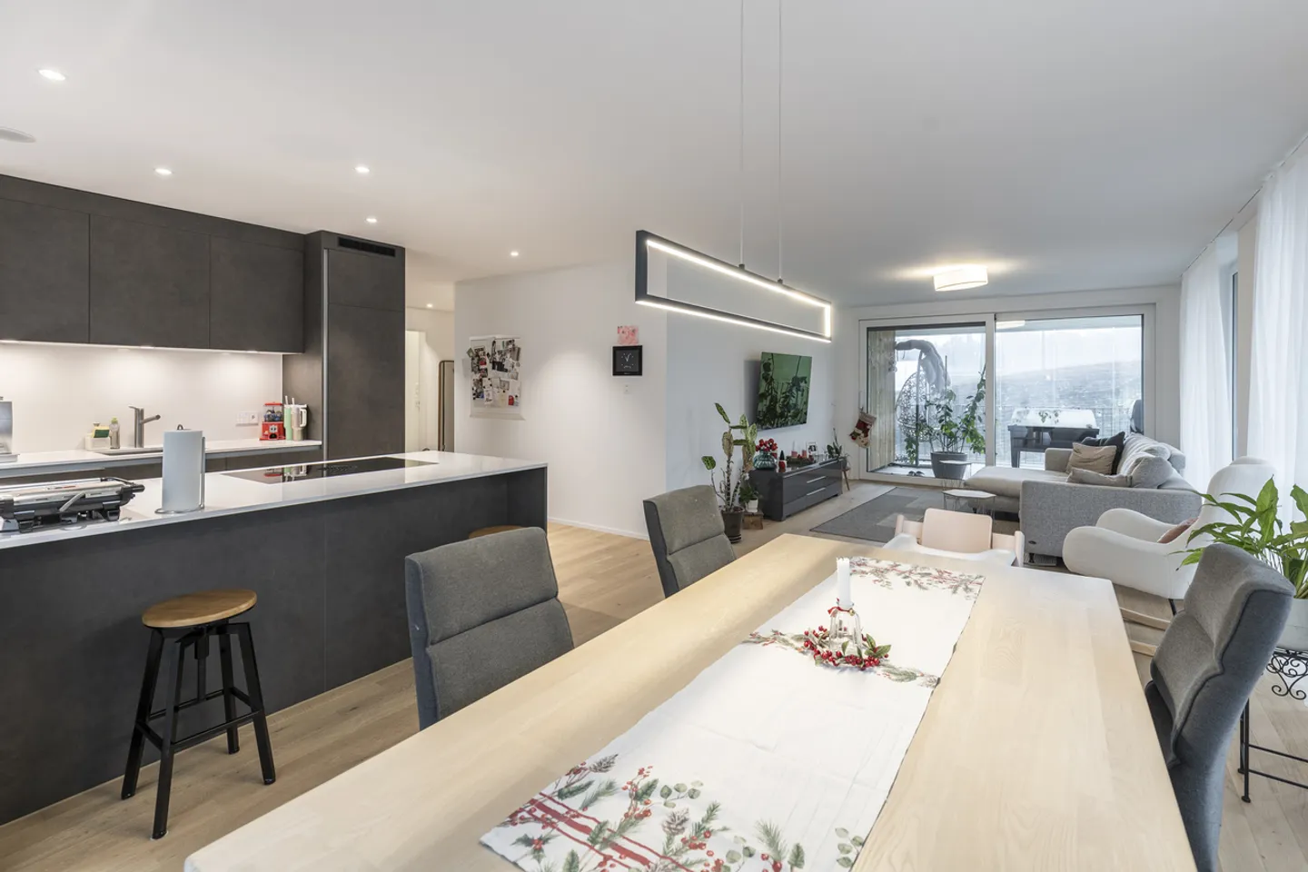 Modern and Stylish Living as a Couple - Photo 1 of 8